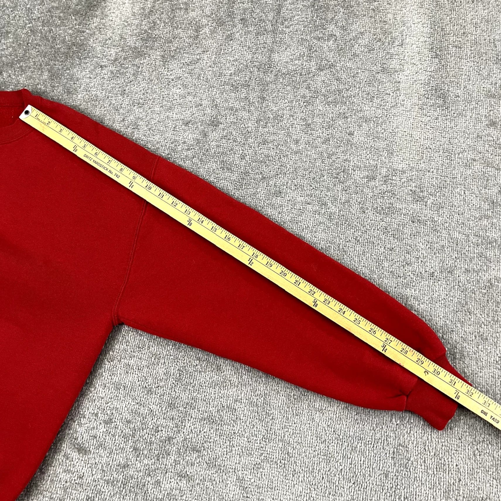 Etro VINTAGE RUSSELL Sweatshirt Mens Extra Large Red Pullover Crewneck Retro Y2K USA Size US XL / EU 56 / 4 - 7 Thumbnail