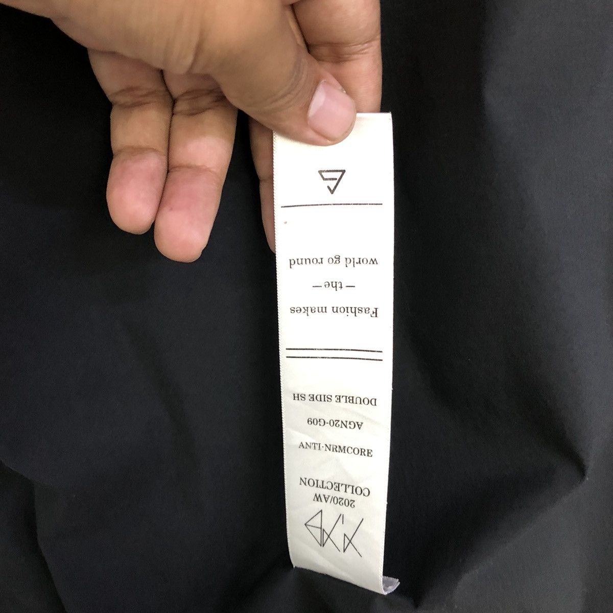 Japanese Brand Avant Garde!! A’Gem/9 2020 A/W Double Side Hype Button Shirt Size US L / EU 52-54 / 3 - 9 Thumbnail