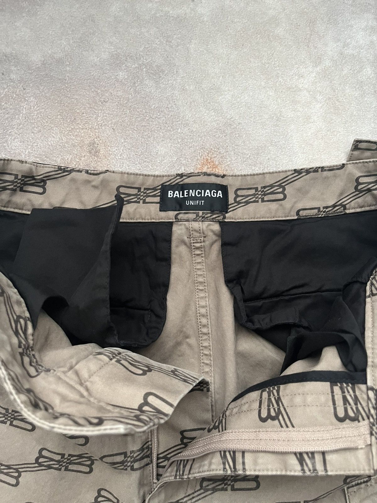 Balenciaga Blaenciaga BB Monogram Convertable cargos Size US 30 / EU 46 - 2 Thumbnail