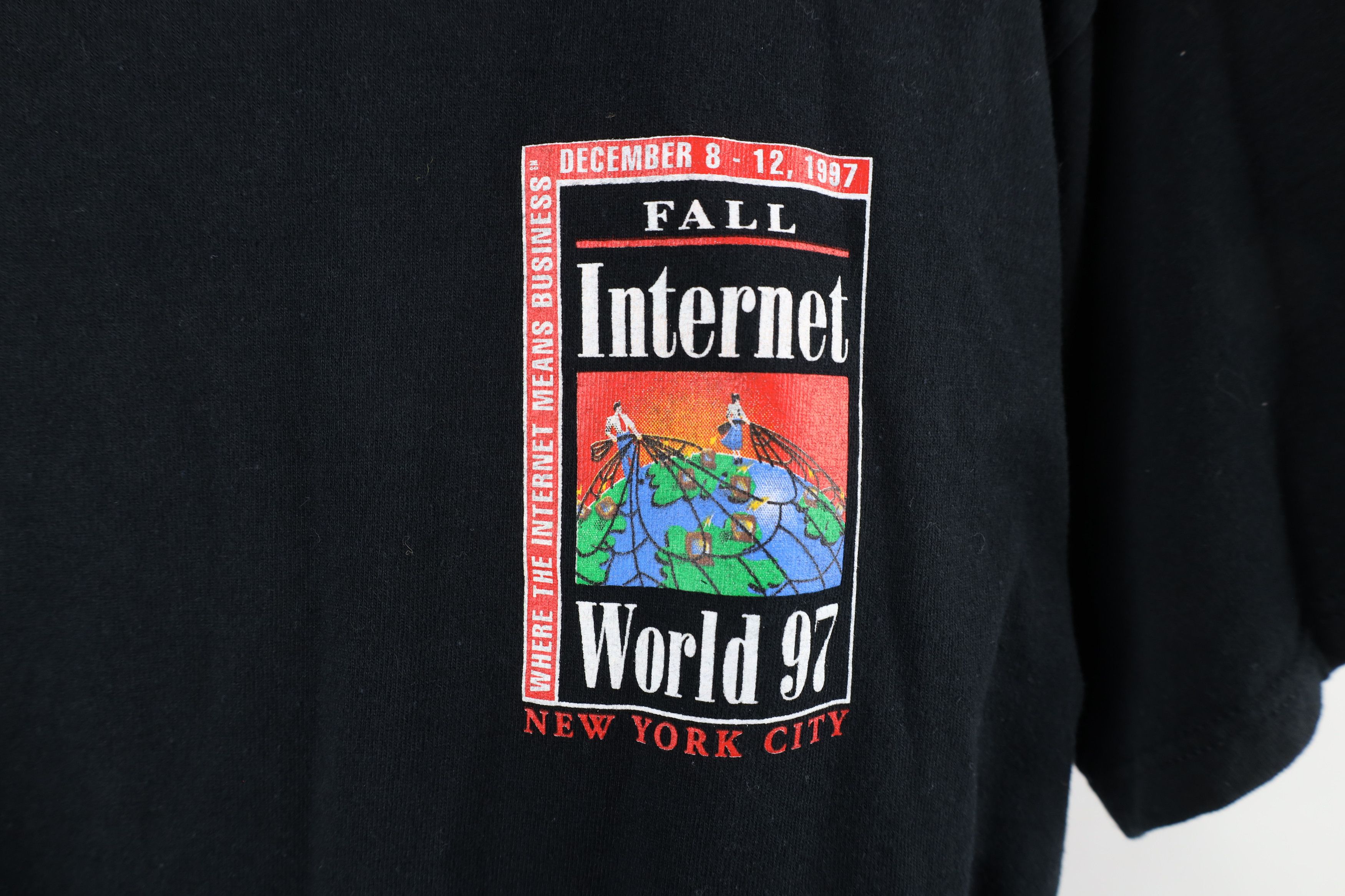 Vintage Vintage 90s Spell Out New York City Internet World T-Shirt Size US L / EU 52-54 / 3 - 4 Thumbnail