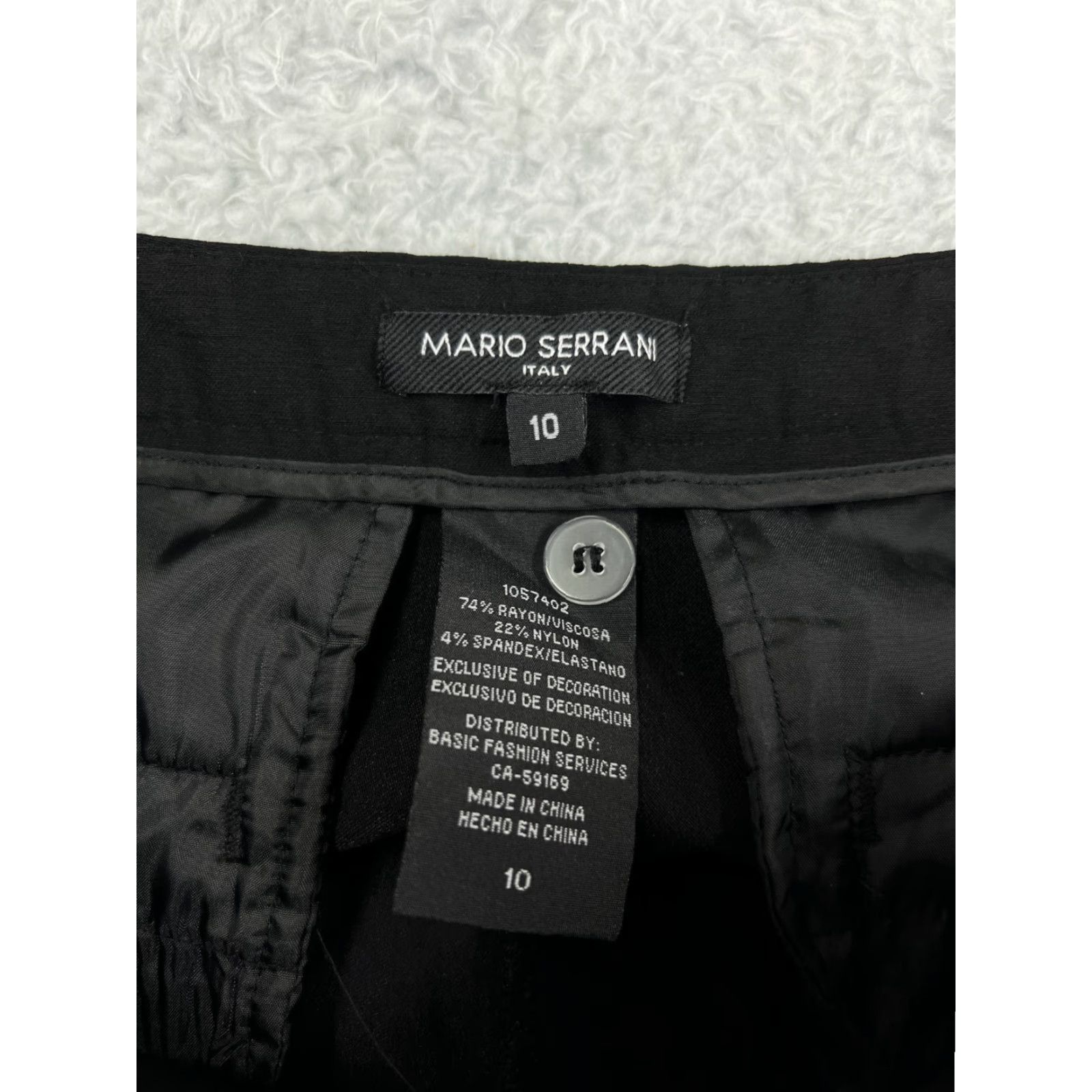 Vintage VINTAGE Mario Serrani Pants Women 10 Black Straight Polyester Rayon Knit Chino Regular Zip Pockets Flat Front Buckle Size 32" / US 10 / IT 46 - 3 Thumbnail