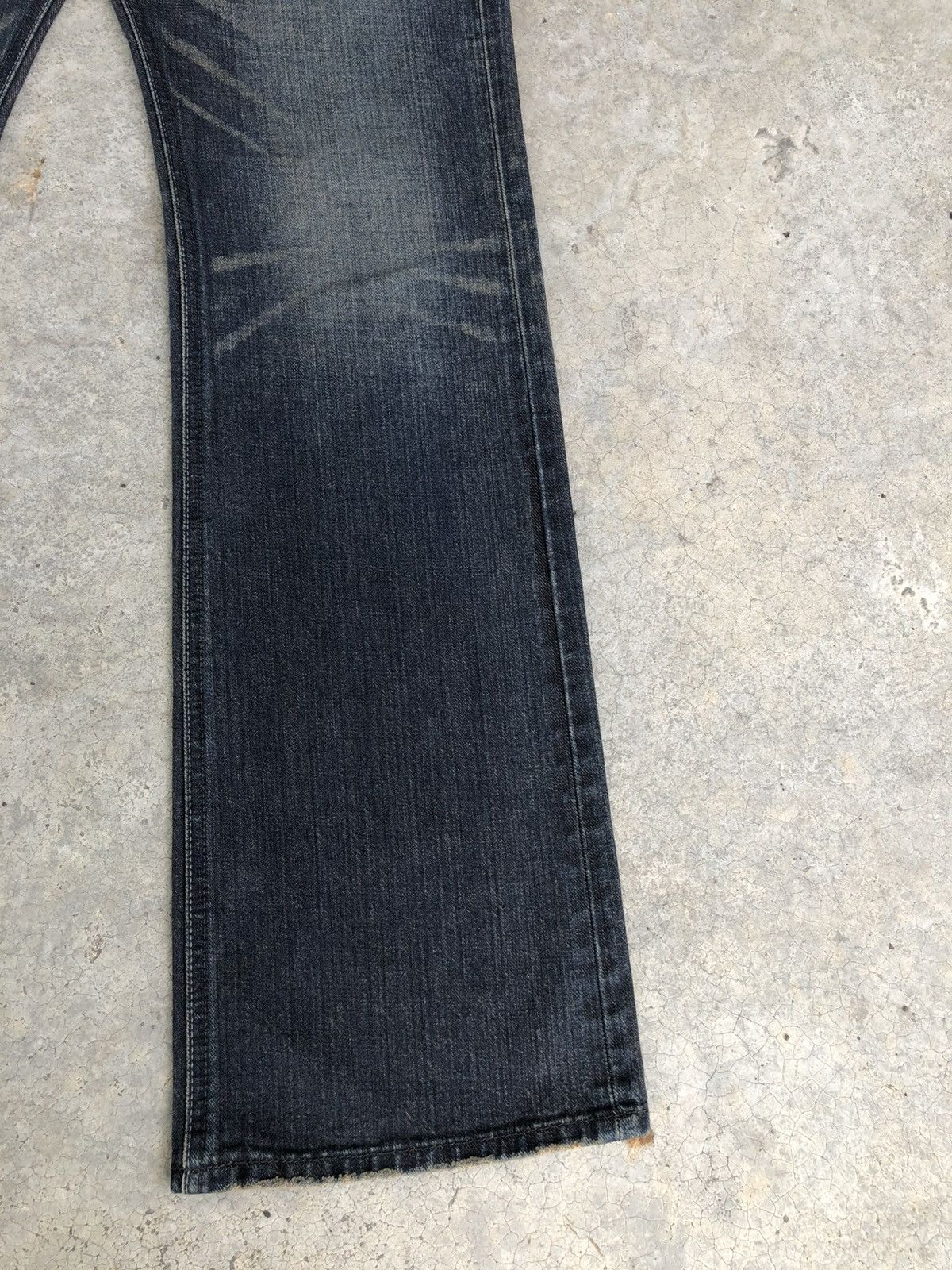 If Six Was Nine Japanese Lee Flared Jeans Distressed Denim Size US 32 / EU 48 - 7 Thumbnail