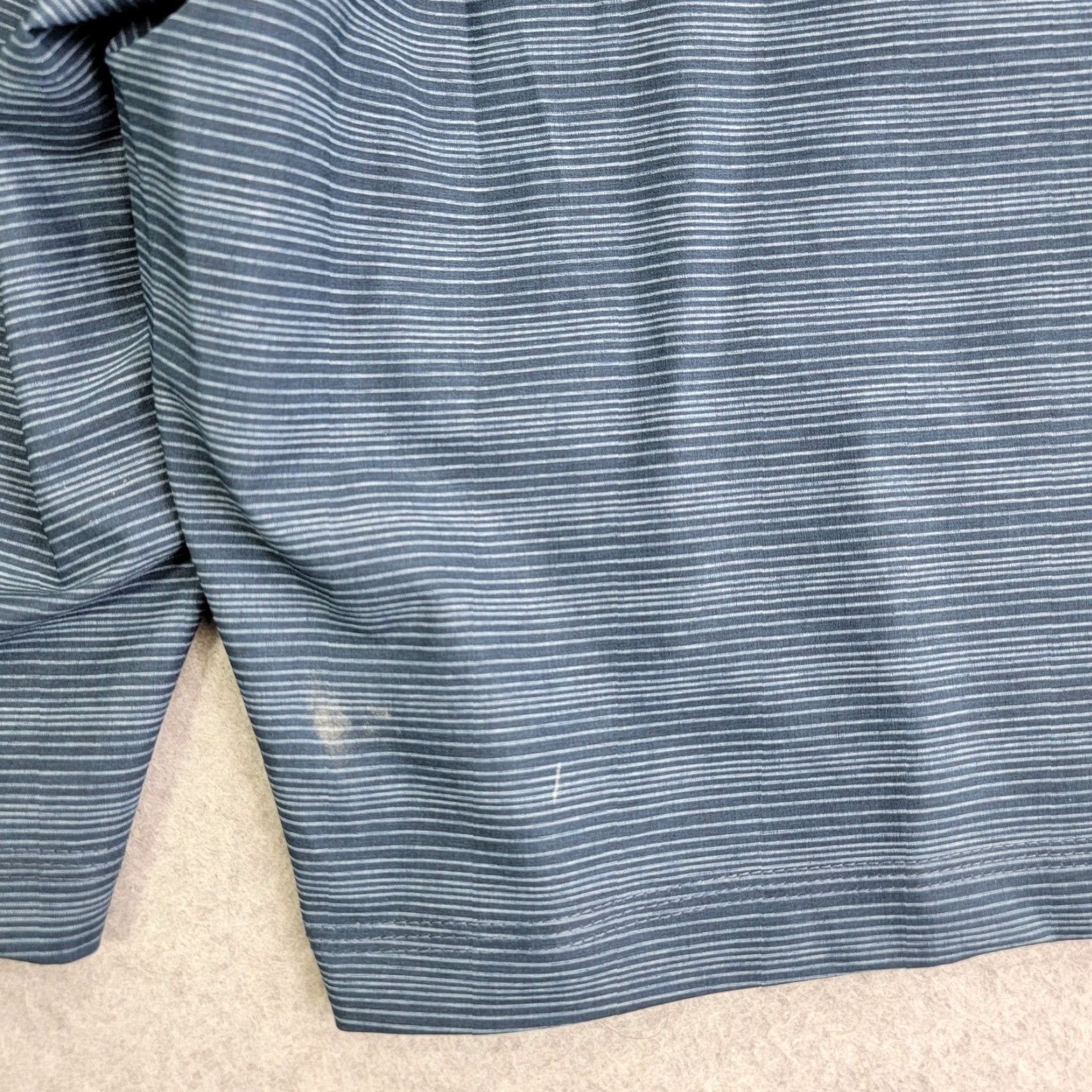 Hang Ten HANG TEN Shorts Mens 38 Lightweight Stretch Quick Dry Blue Bermuda Board Drawstring Casual Regular Plastic? Size US 38 / EU 54 - 5 Thumbnail