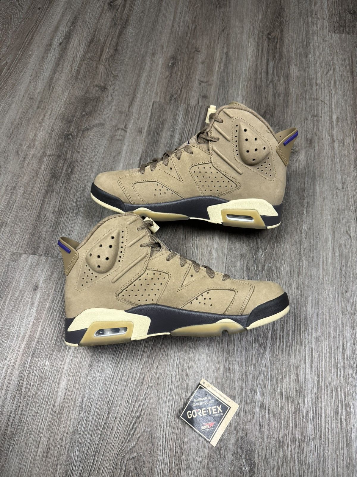 Jordan Brand Air Jordan 6 Retro GORE-TEX Brown Kelp W Size US 10 / EU 43 - 3 Thumbnail