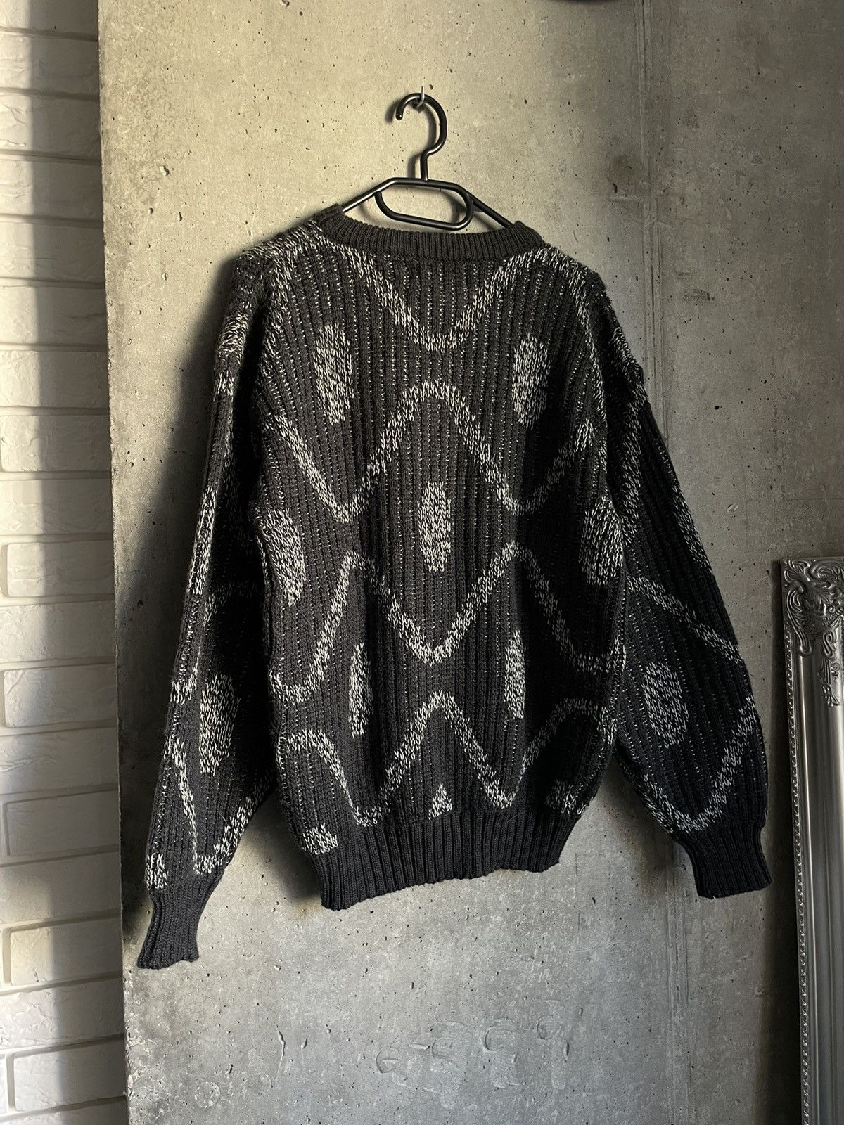 Japanese Brand Vintage Sick Abstract Striped Sweater Japan Y2K Size US S / EU 44-46 / 1 - 4 Thumbnail
