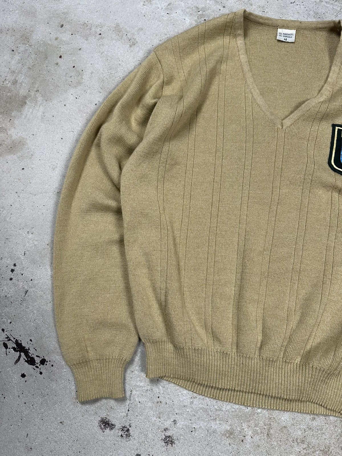 Vintage Vintage 90s Polizei Knit V Neck Sweater Badge Size US S / EU 44-46 / 1 - 4 Thumbnail