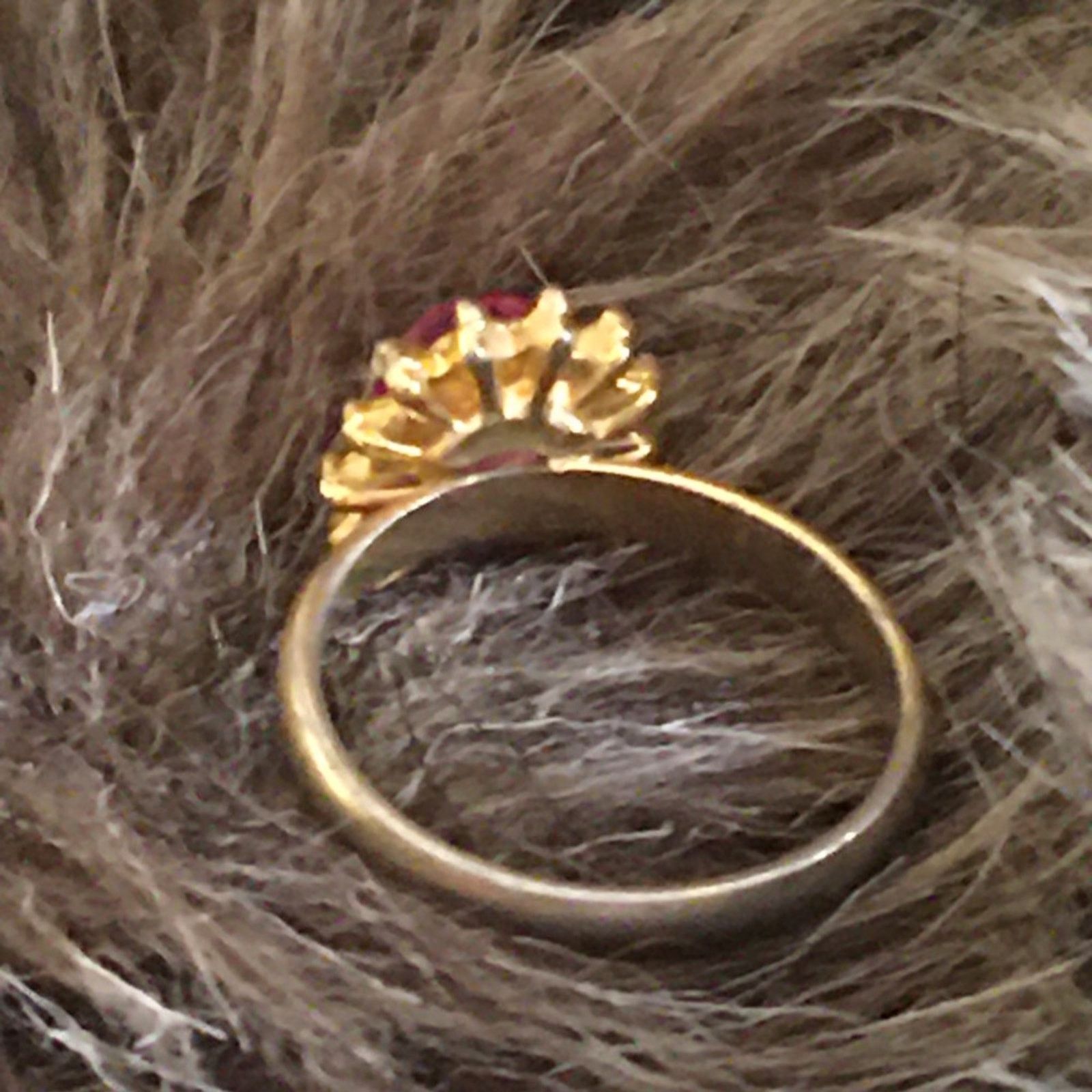 Vintage Vintage oval pink crystal cluster gold tone ring Size ONE SIZE - 3 Thumbnail