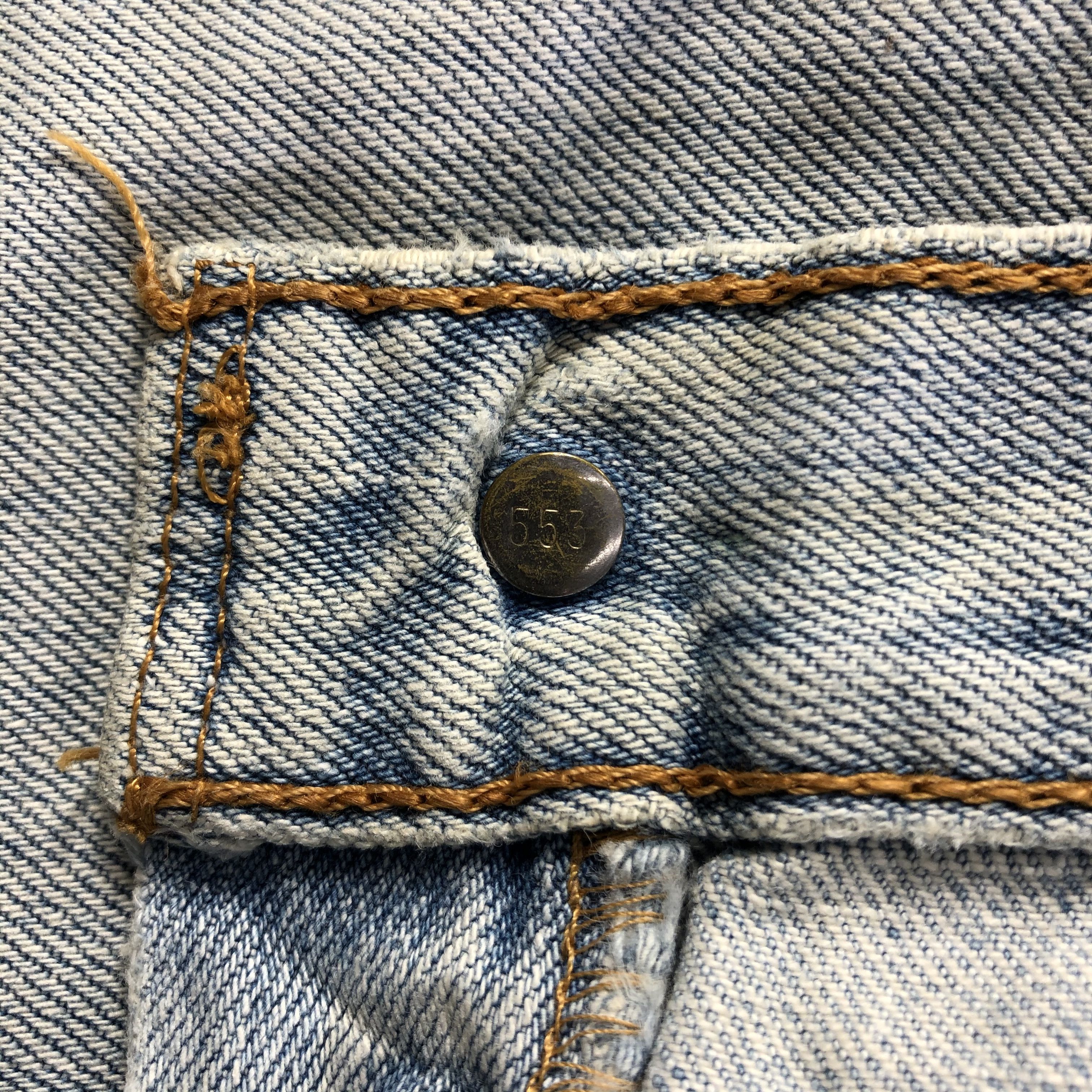 Levi's Vintage 90s Light Wash Levis 501 Jeans-J3803 Size US 30 / EU 46 - 9 Thumbnail