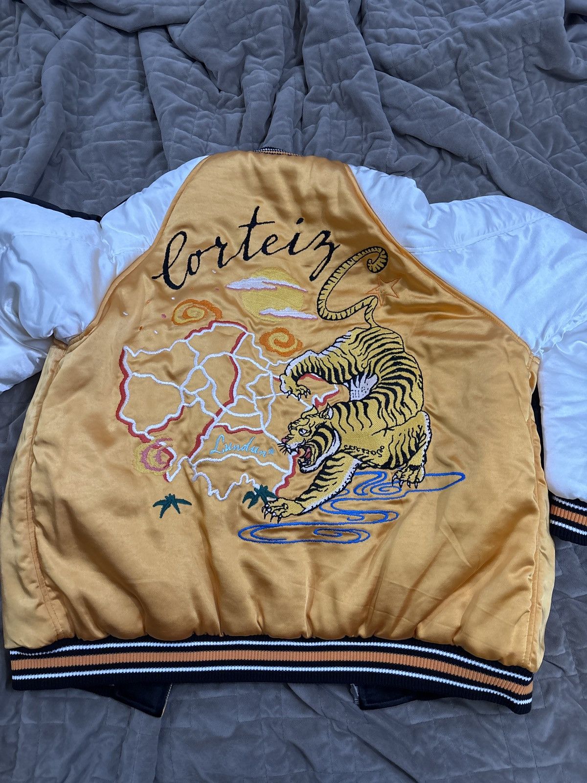 Reversible Corteiz bomber jacket