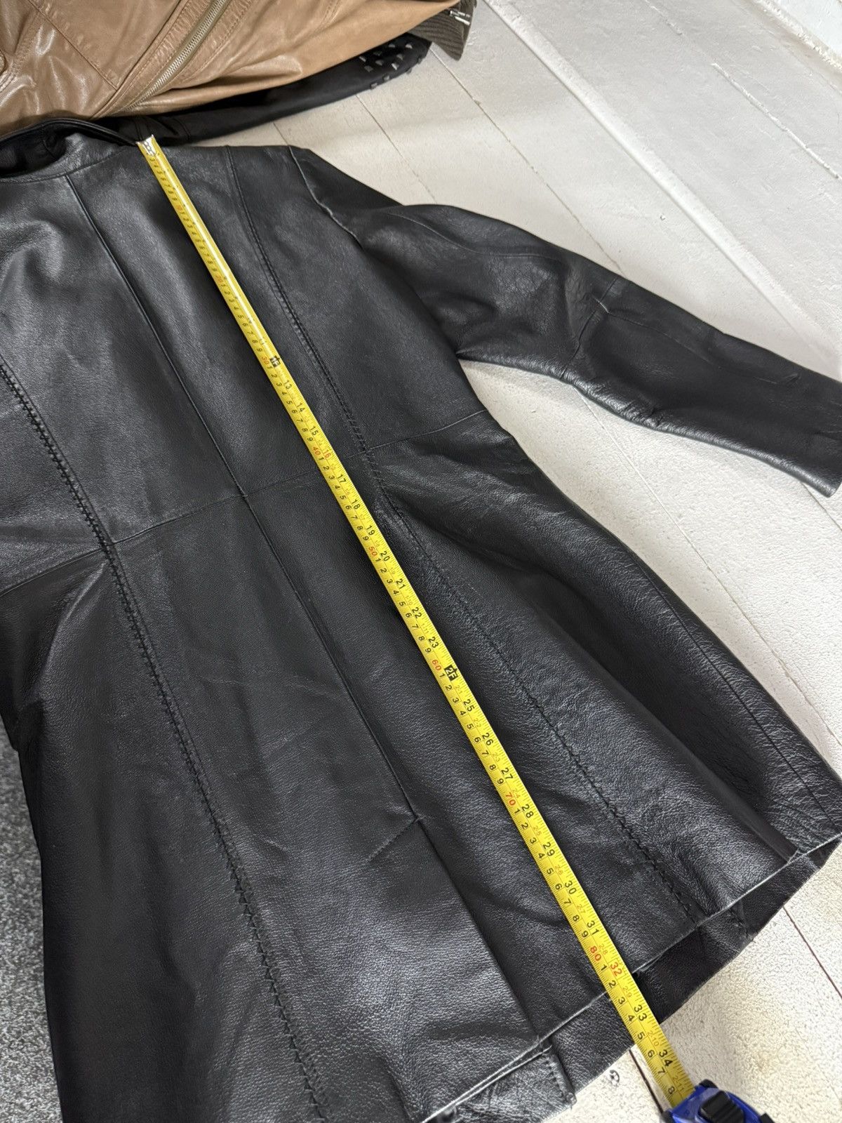 Genuine Leather Vintage 90s Japanese Avant Garde Black Real Leather Coat M Size M / US 6-8 / IT 42-44 - 19 Thumbnail