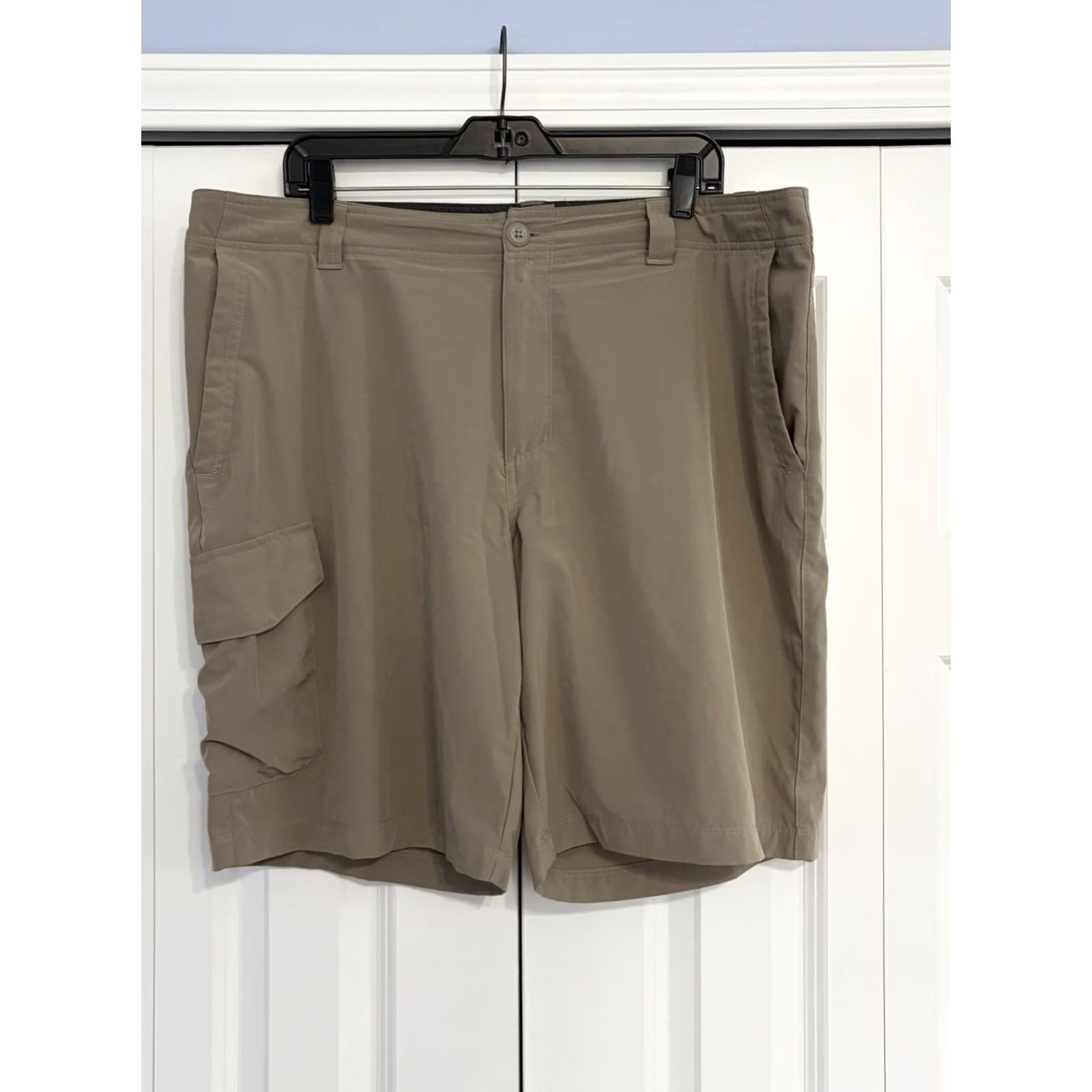 Vintage Columbia Casual Chino Hiking Shorts Mens 38 Beige 10" Inseam Pockets Regularfit Size US 38 / EU 54 - 2 Thumbnail