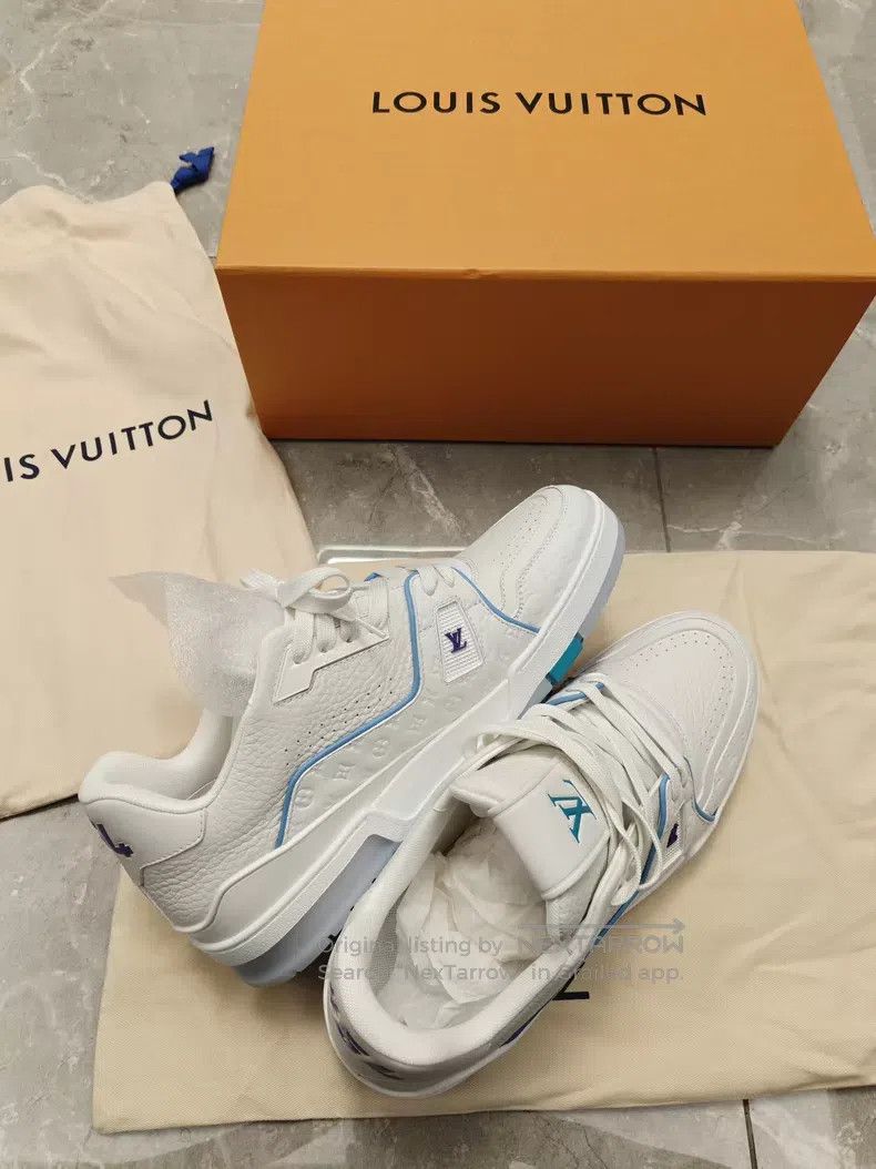 Louis Vuitton Louis Vuitton Cruise limited edition size 42 brand new ful Size US 9 / EU 42 - 1 Thumbnail