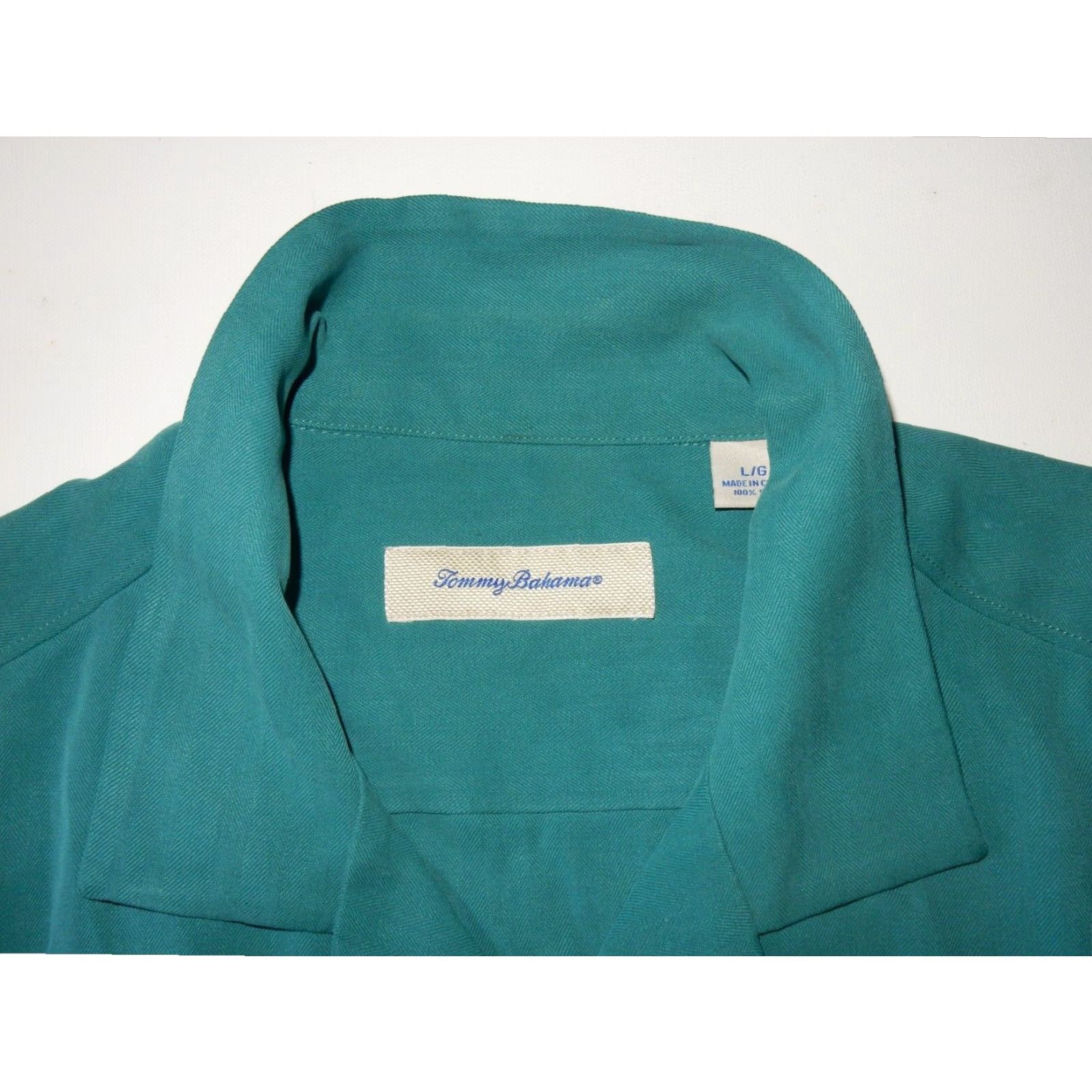 Tommy Bahama Tommy Bahama Men's Silk Hawaiian Green Short Sleeve Button-Up Shirt Size Large Size US L / EU 52-54 / 3 - 3 Thumbnail