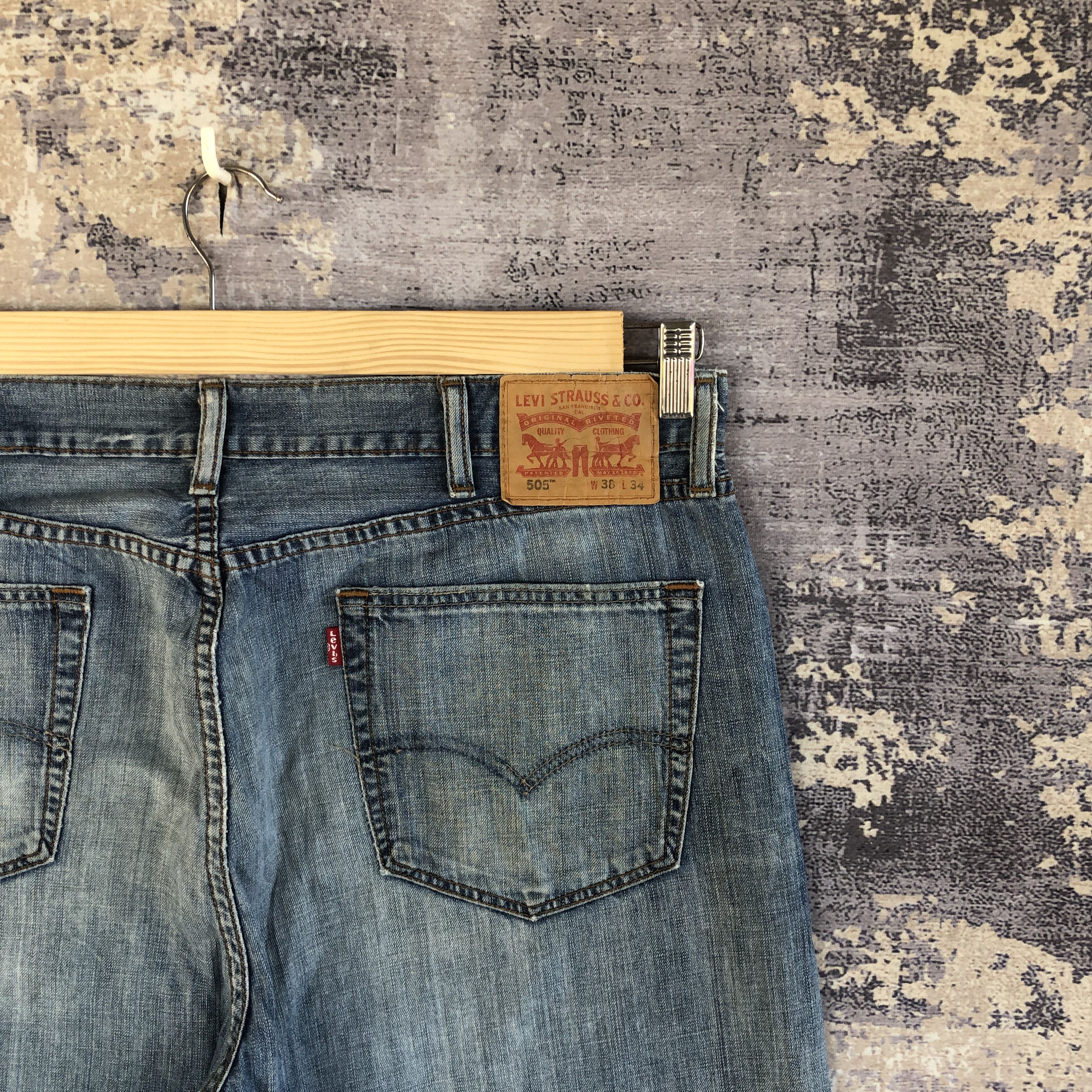 Levi's Vintage Distressed Levis 505 Jeans Light Wash Faded Denim Size US 38 / EU 54 - 5 Thumbnail