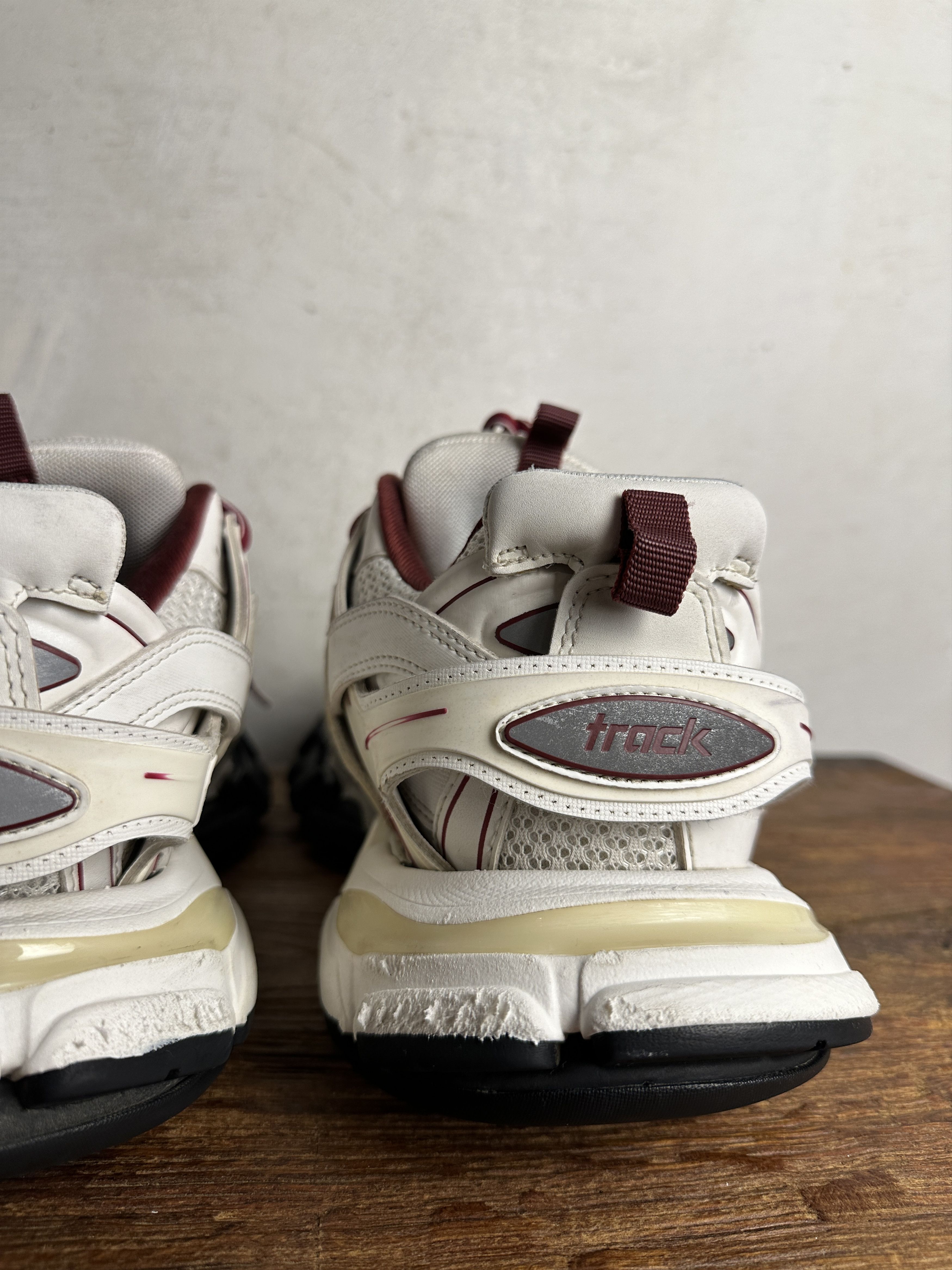 Balenciaga Balenciaga Track White Red Sneakers Size US 11 / EU 44 - 9 Thumbnail