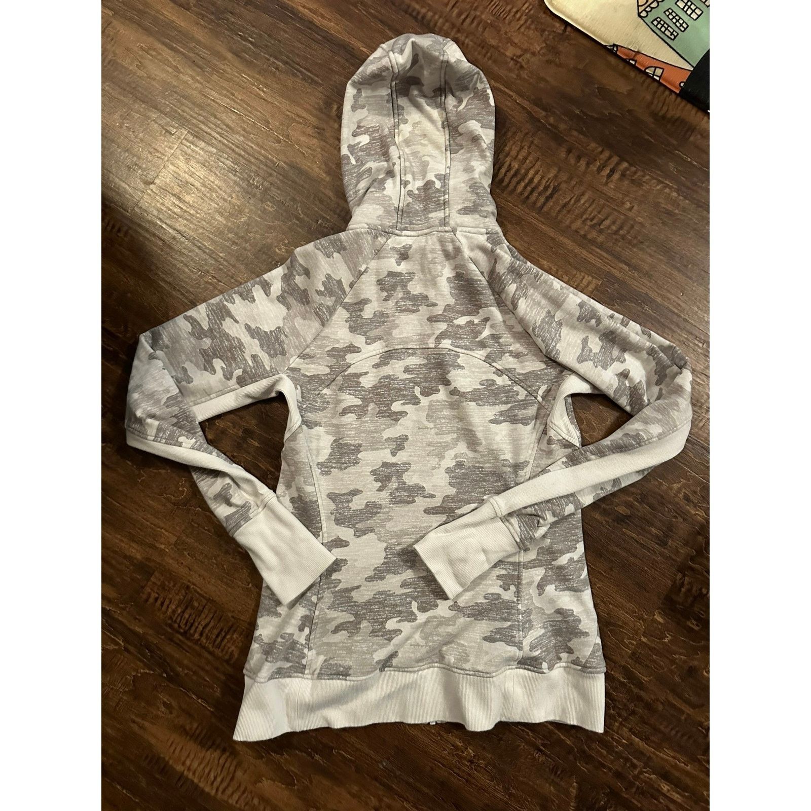 Athleta Athleta Triumph Printed Hoodie Jacket, Grey Gypsum MED T Size M / US 6-8 / IT 42-44 - 3 Thumbnail