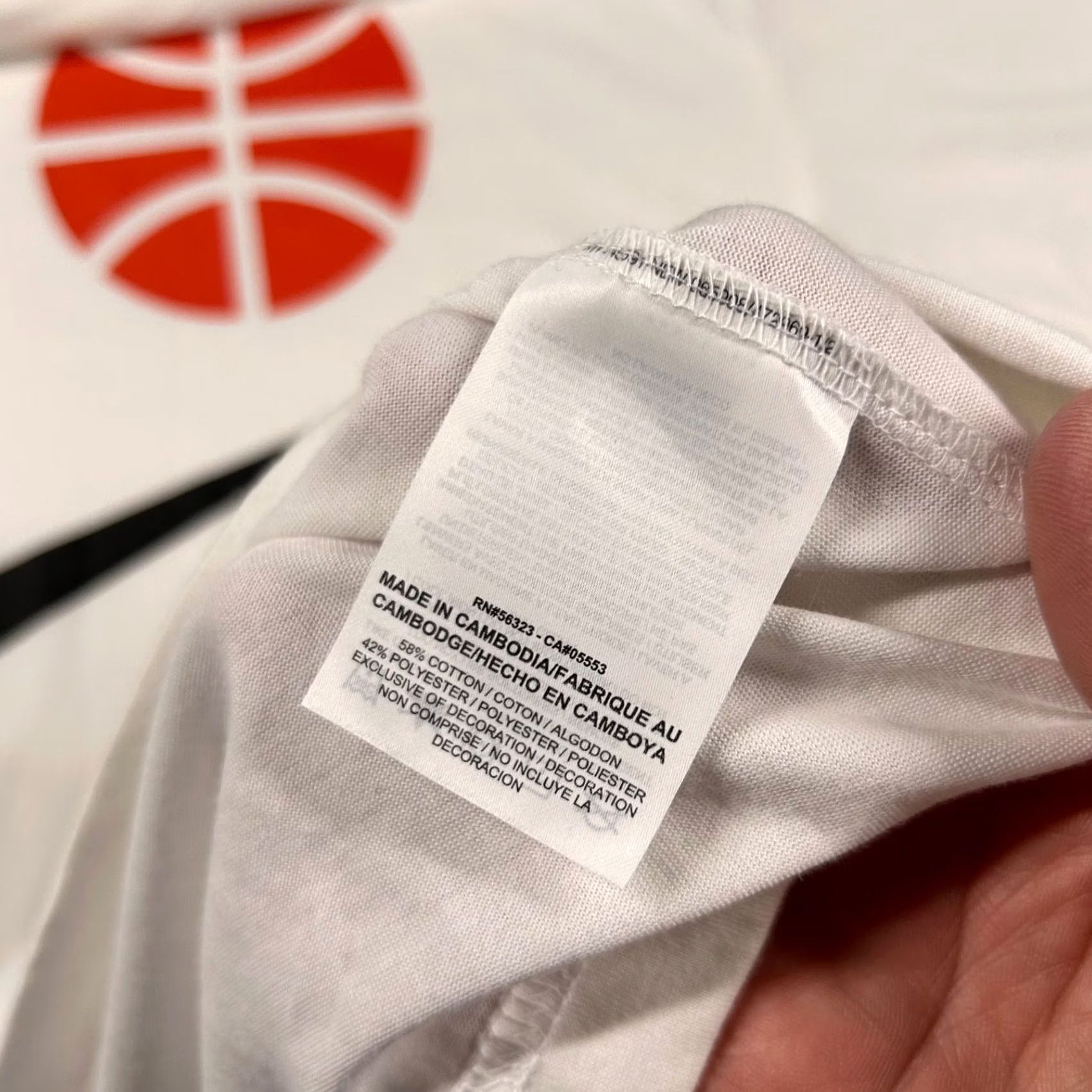 Nike Nike Dri-FIT Mens XL Basketball Shirt Cotton Tee Solid White Gym Sports Fitness Size US XL / EU 56 / 4 - 5 Thumbnail