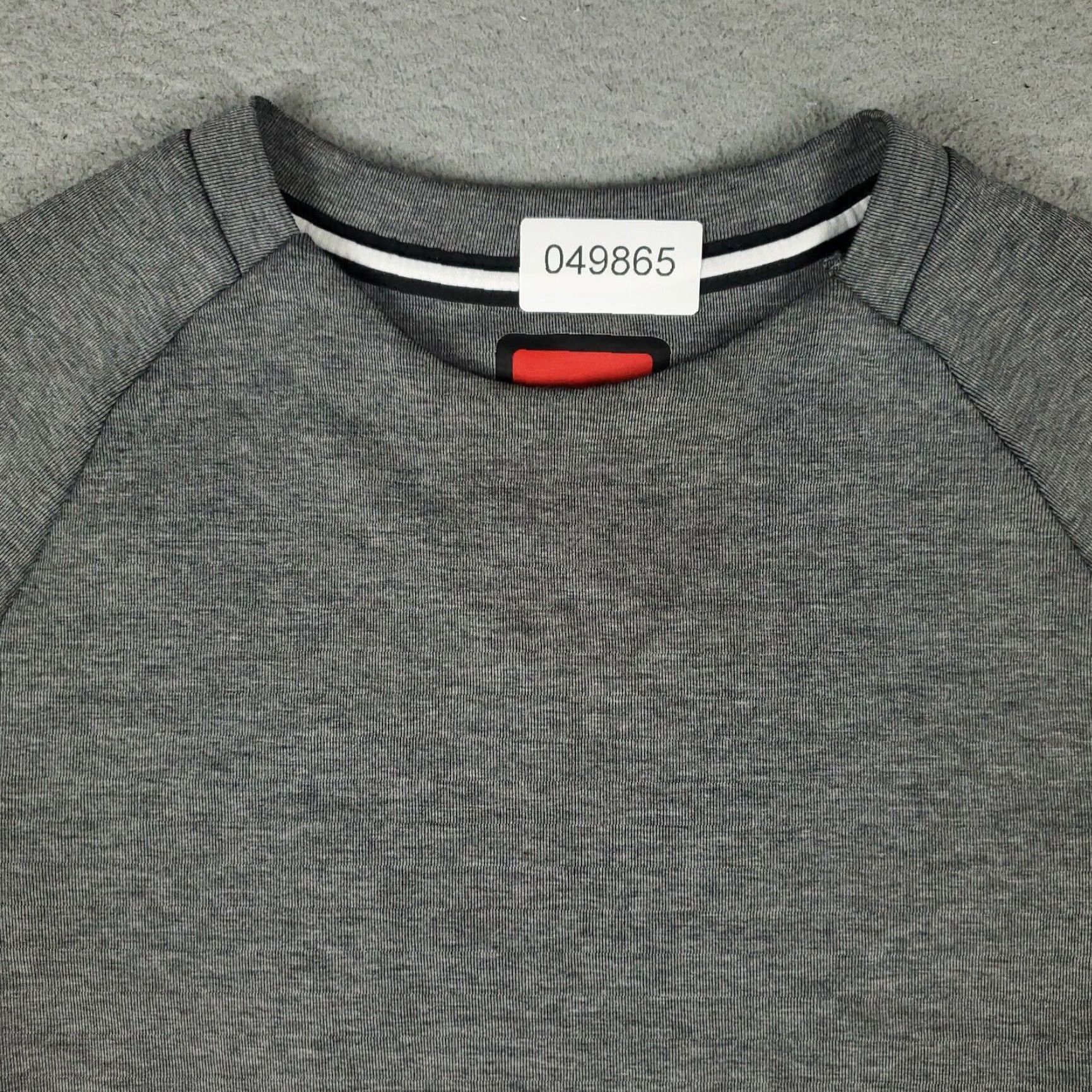 Nike Nike Sweater Mens Size Small Gray Pullover Casual Crew Neck Knit Logo Winter Sports Modern 90s (adjusted within constraints) Size US S / EU 44-46 / 1 - 2 Thumbnail