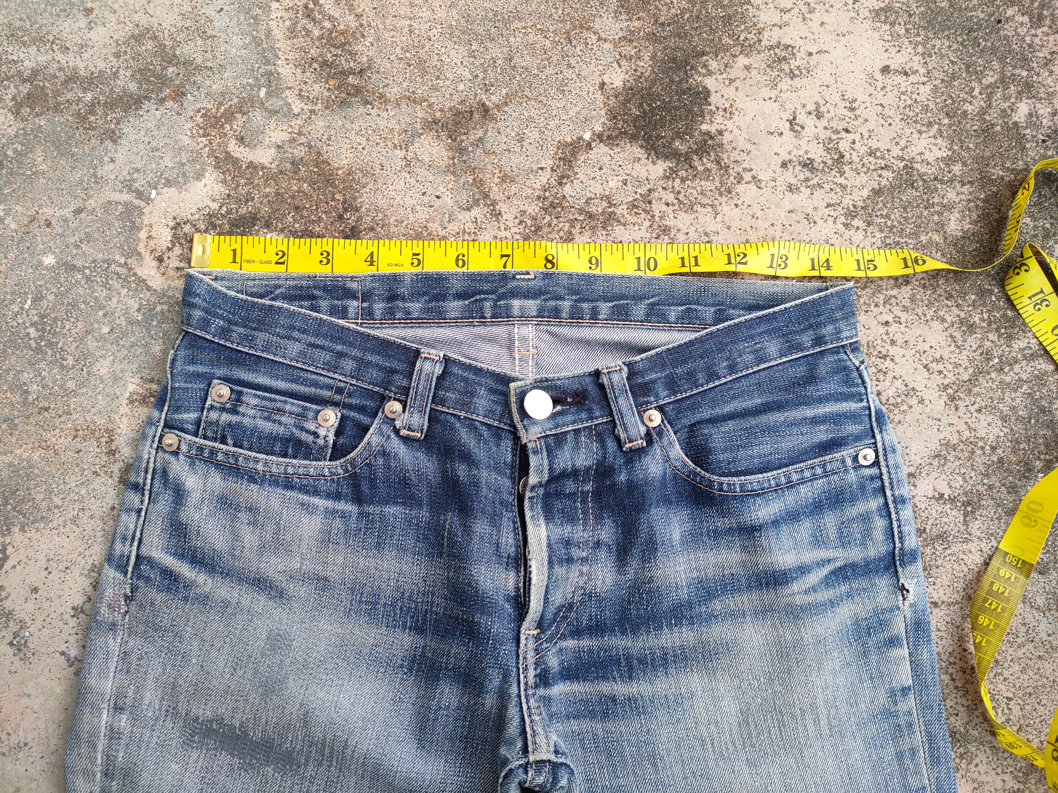 Levi's Vintage Clothing VINTAGE LEVI'S 599 BUTTON FLY FADED JEANS DENIM PANTS Size US 29 - 8 Thumbnail