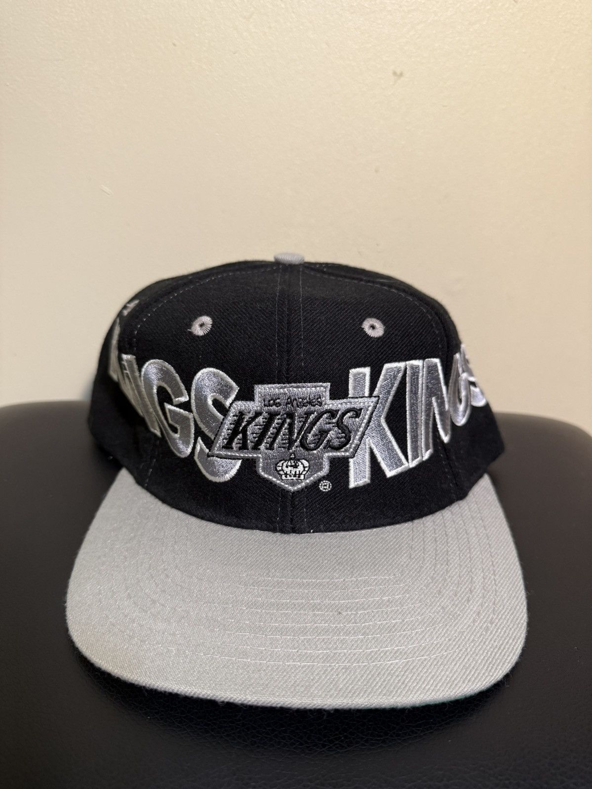 NHL Vintage los angeles kings ajd wool snapback hat Size ONE SIZE - 1 Thumbnail