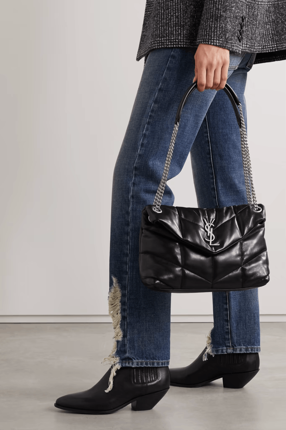 Saint Laurent Paris o1b1hav110125 Size: OS / Shoulder Bag in Black Size ONE SIZE - 2 Thumbnail