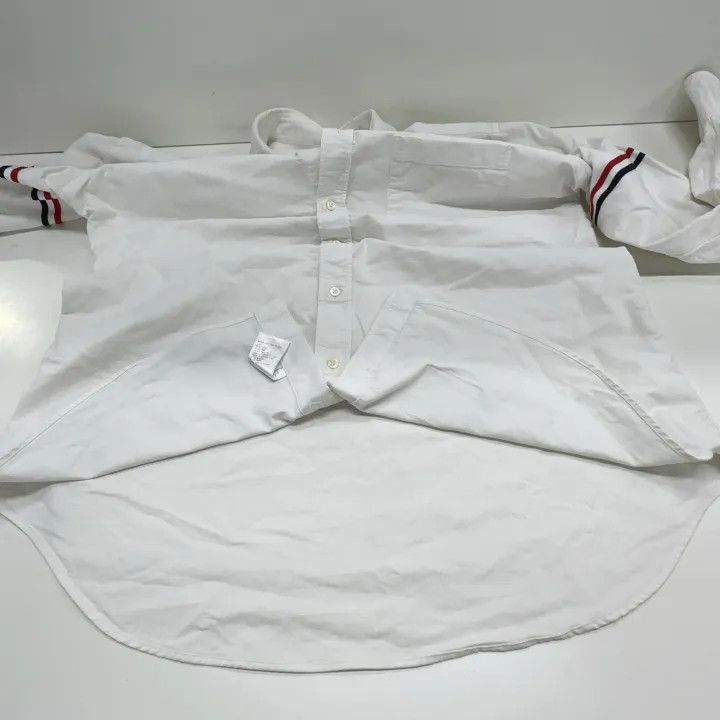 Thom Browne Thom Browne Classic White Long Sleeve Shirt -2507 Size US L / EU 52-54 / 3 - 2 Thumbnail