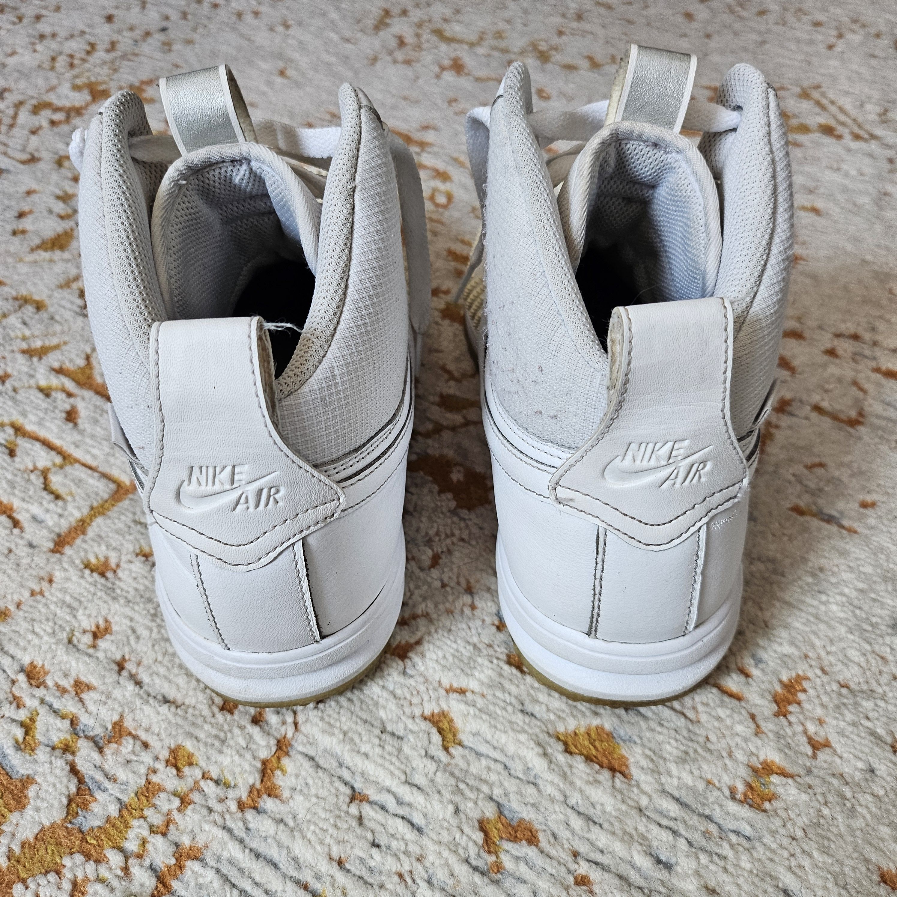 Nike Nike Air Force 1 "LF1 Duckboot Triple White" Size US 7 / EU 40 - 4 Thumbnail