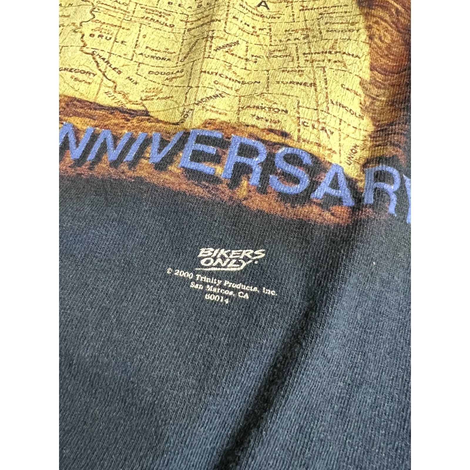 Vintage VINTAGE Sturgis 2000 Black Hills HD Rapid City SD Two-sided T-shirt Blue L Adult Mens Unbranded Crew Neck Short Sleeve Motorcycle Shirt Size US L / EU 52-54 / 3 - 4 Thumbnail