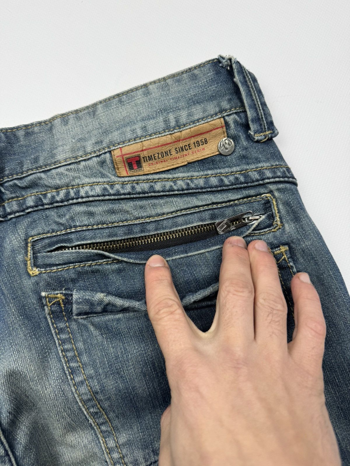 If Six Was Nine Vintage Junya Watanabe Style Distressed Jeans Size US 33 - 8 Thumbnail