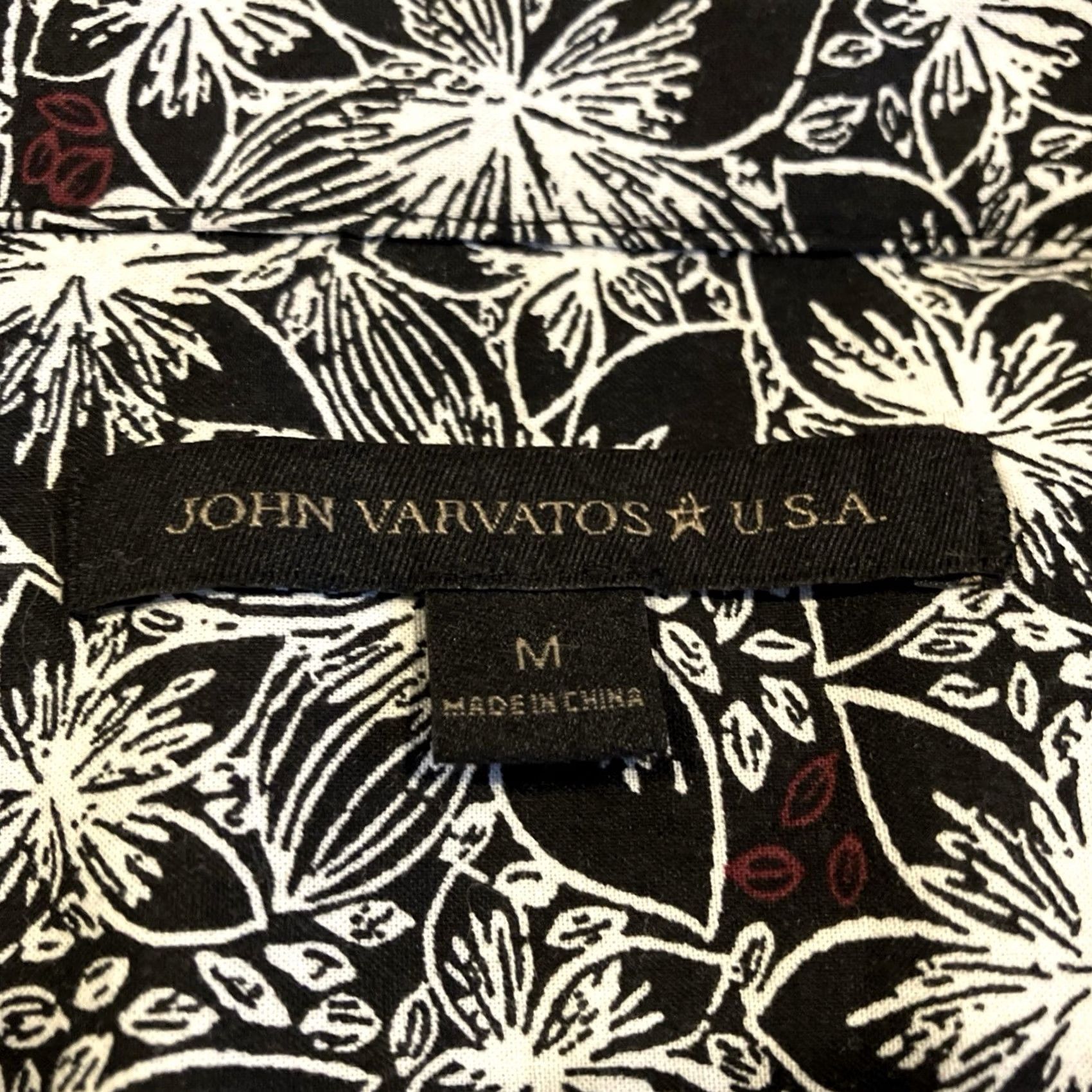 John Varvatos John Varvatos USA Shirt M Black White Floral Hawaiian Long Sleeve Men Size US M / EU 48-50 / 2 - 3 Thumbnail