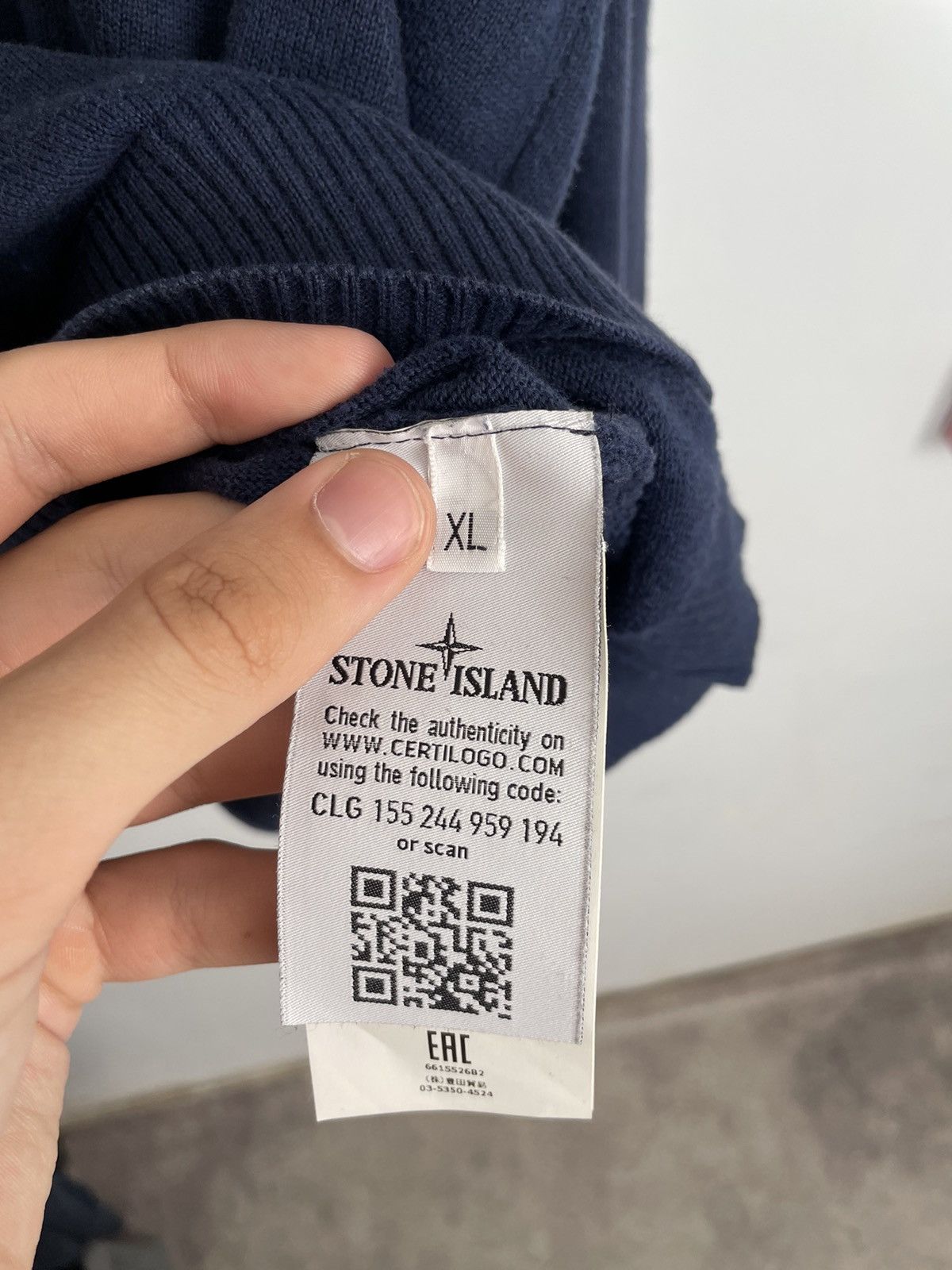 Stone Island STONE ISLAND RETRO V NECK SWEATER Size US XL / EU 56 / 4 - 5 Thumbnail