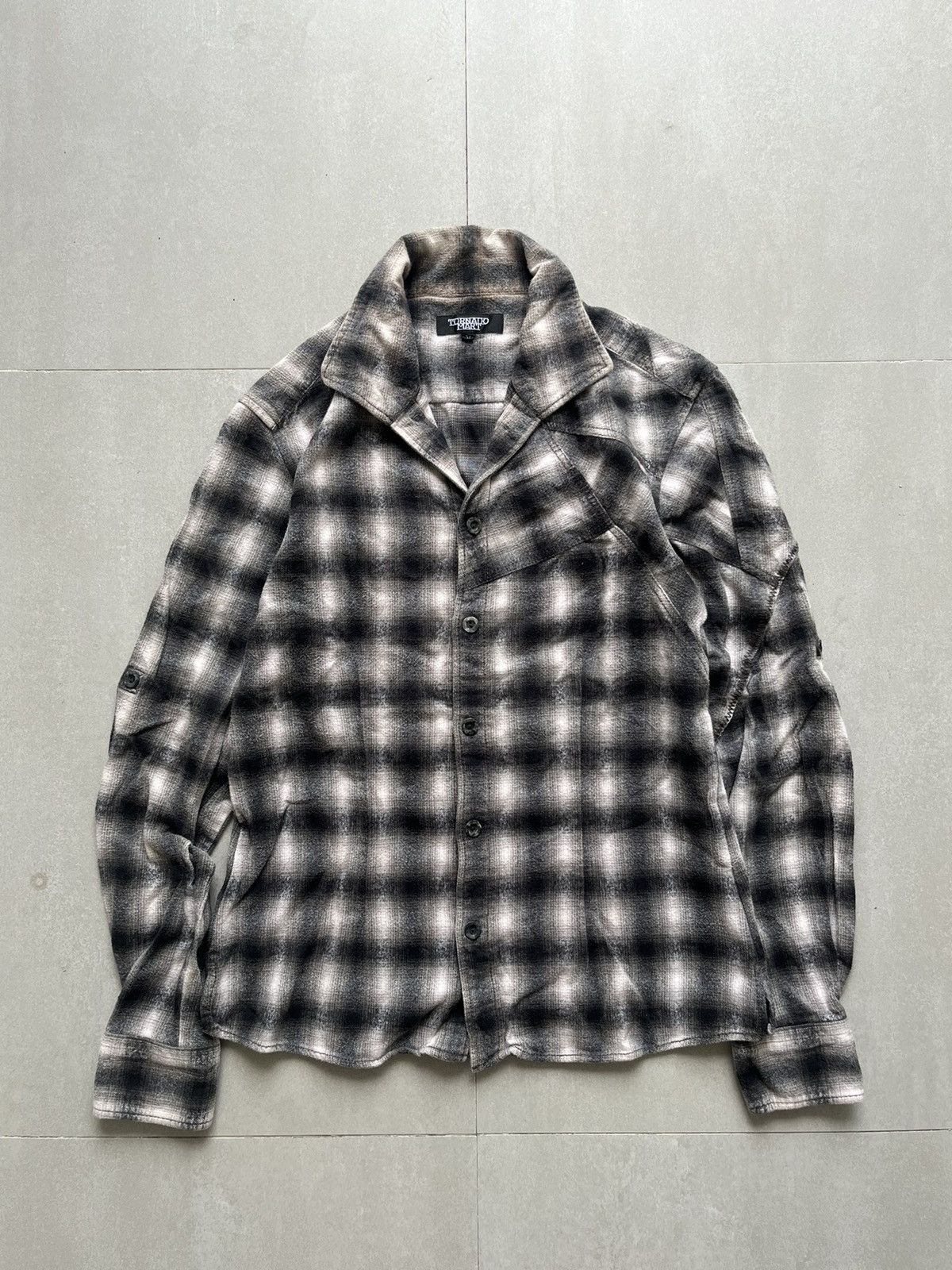 Tornado mart ombre patchwork slim shirt