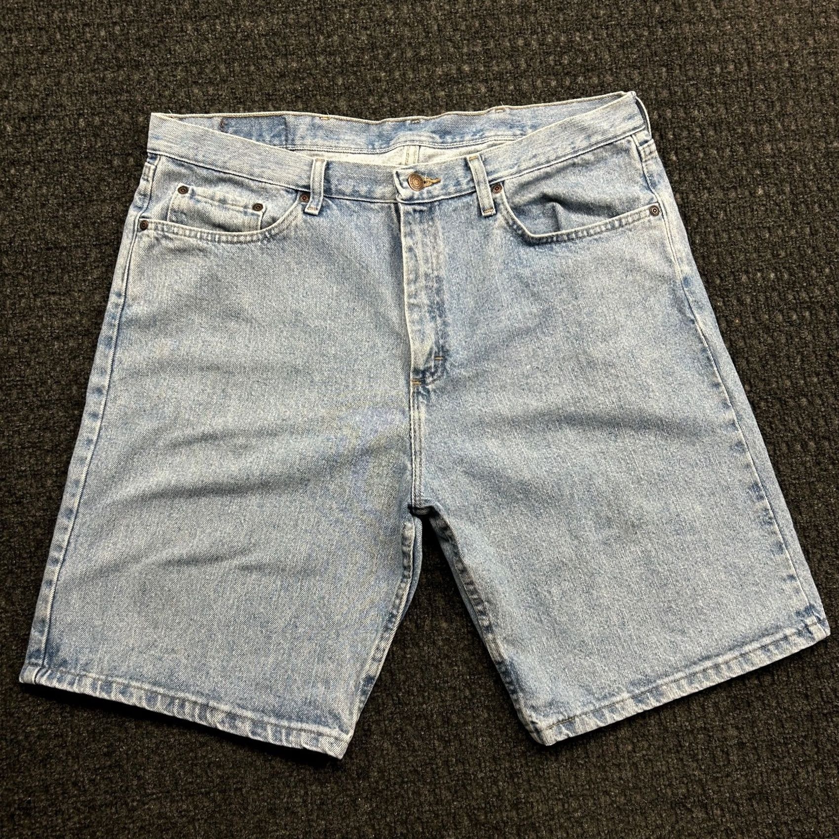 Wrangler VINTAGE Wrangler Denim Jean Shorts Jorts 40 Relaxed Baggy Skater Light Wash Men Size US 40 / EU 56 - 2 Thumbnail