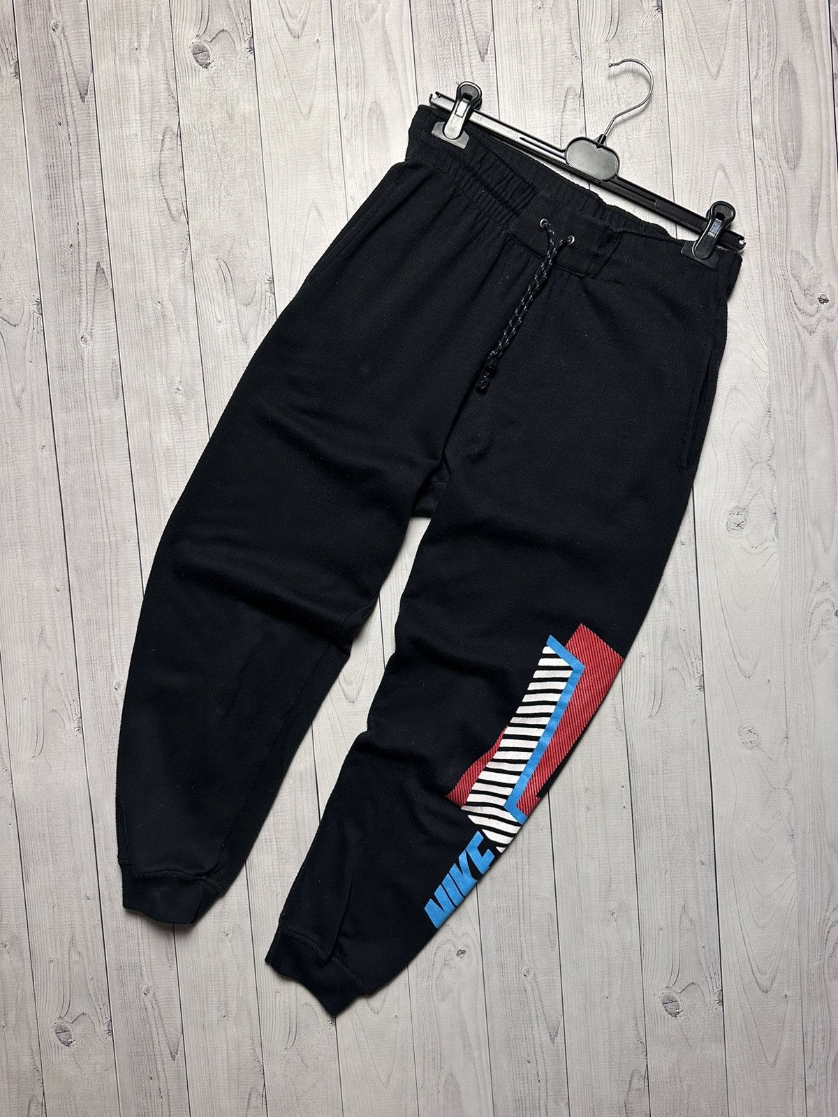 Nike × Vintage Vintage Nike pants joggers rare size Xs/S Size US 28 / EU 44 - 1 Thumbnail