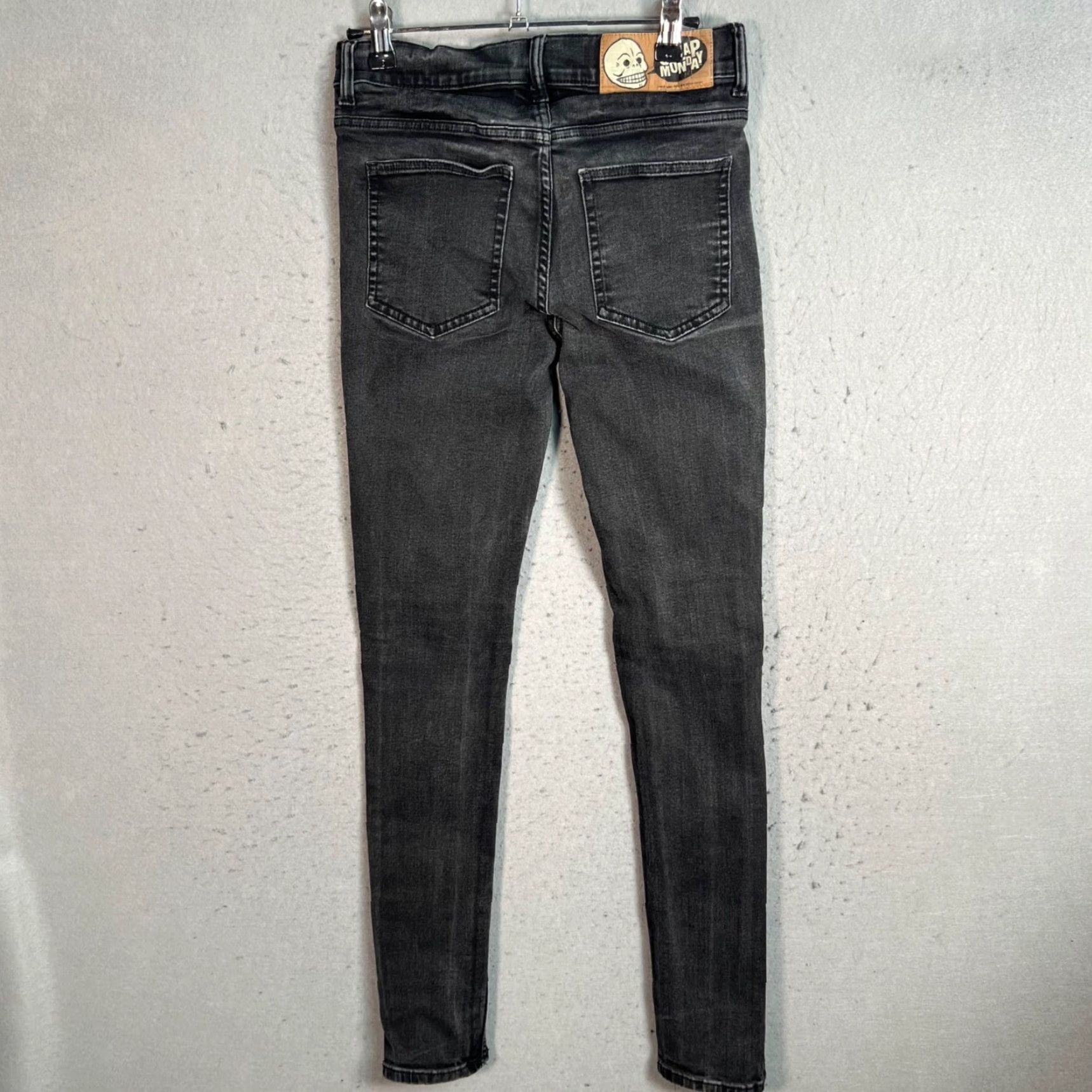 Cheap Monday Cheap Monday Jeans Skinny Womens 26 x 32 Black Denim Stretch Cotton Size 26" / US 2 / IT 38 - 2 Thumbnail