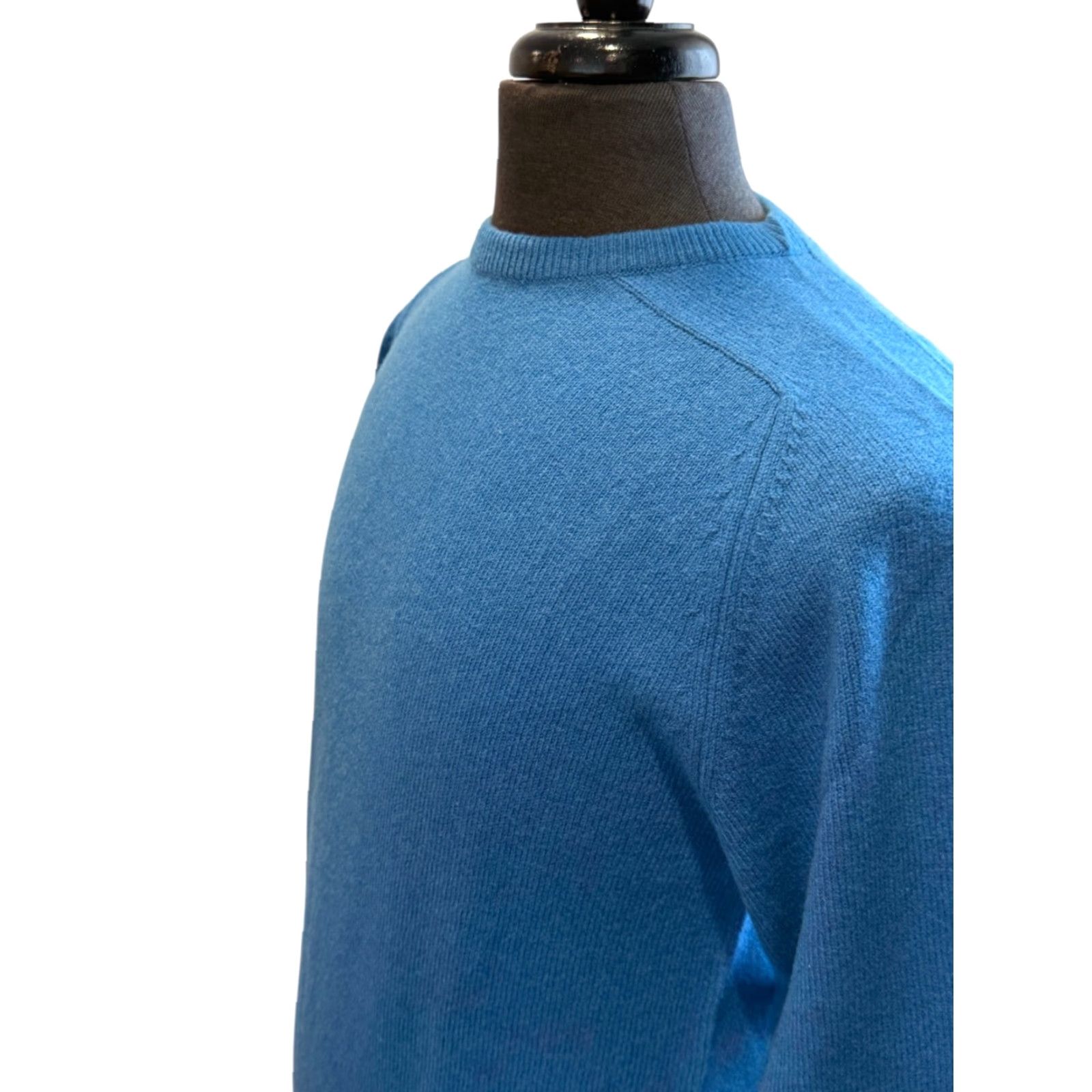 Vintage VINTAGE The Scotch House Mens Sweater Pullover Braemar 40 Blue Wool Knit Crew Neck Ribbed Cuffs Hem Men Size US L / EU 52-54 / 3 - 3 Thumbnail