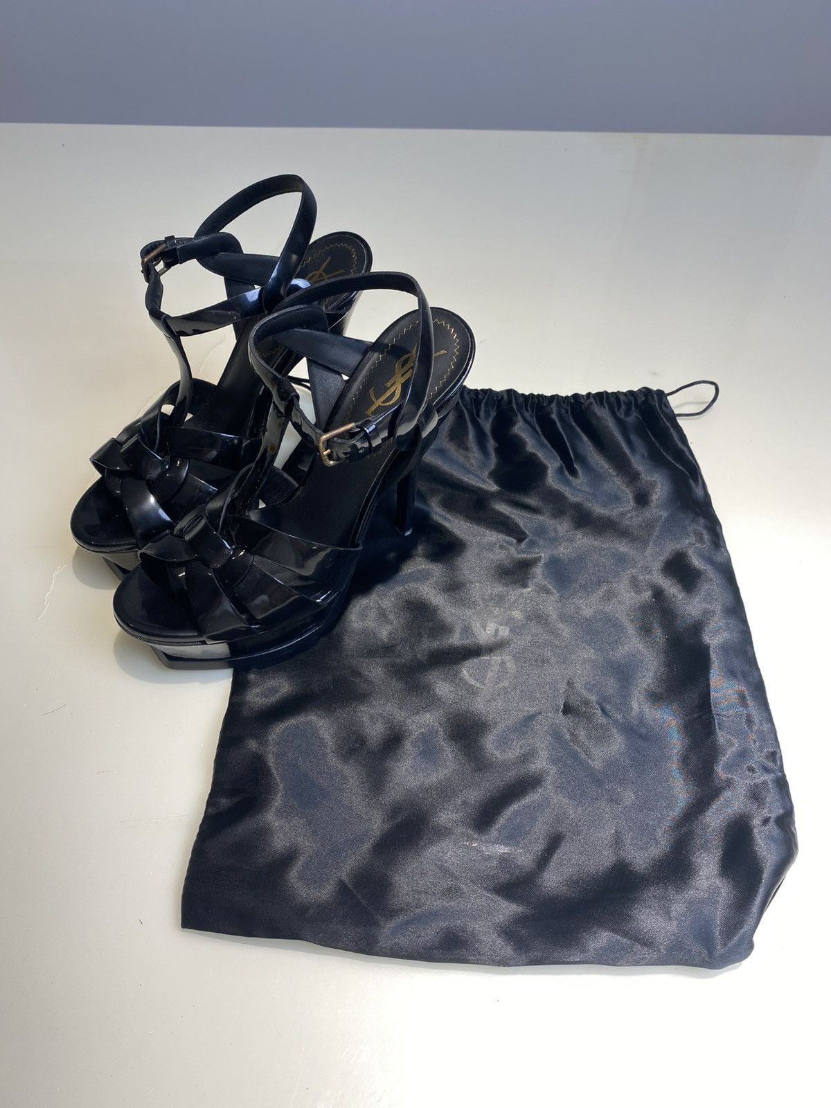 Yves Saint Laurent YSL Pastel Black Patent Leather Tribute Heels Size5 Size US 5 / IT 35 - 12 Thumbnail