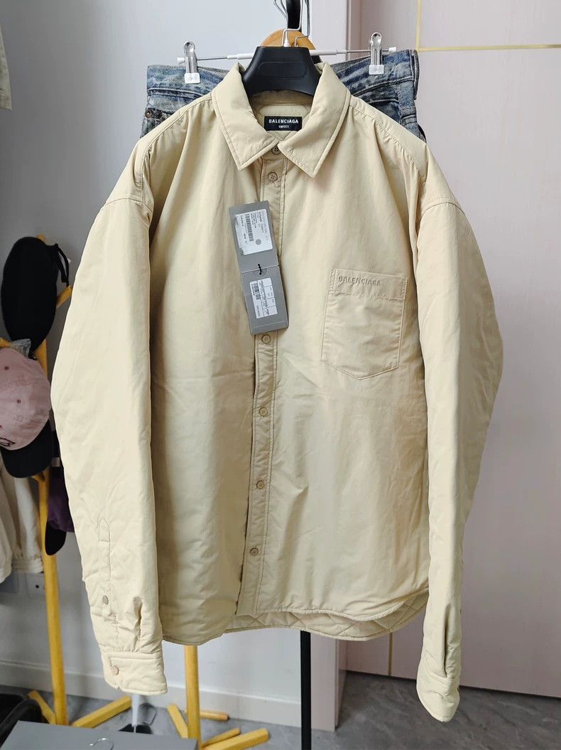 Balenciaga Balenciaga 22 FW embroidered logo padded shirt jacket 2503- Size US S / EU 44-46 / 1 - 1 Thumbnail
