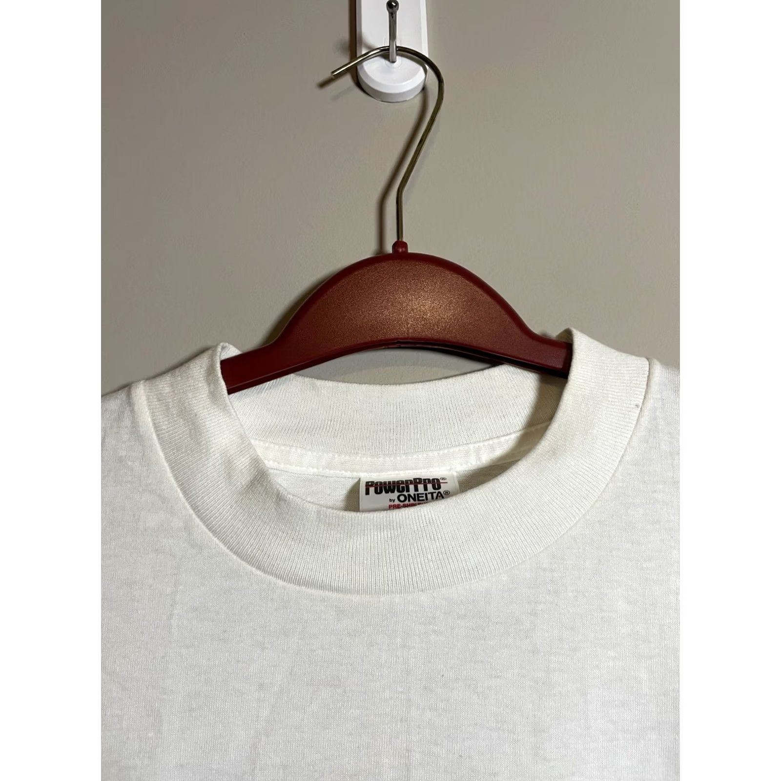 Vintage VINTAGE Oneita T-Shirt Wolf Crew Neck Short Sleeve XL White 90s Gym Bodybuilding All Seasons Regular Mens Size US XL / EU 56 / 4 - 6 Thumbnail