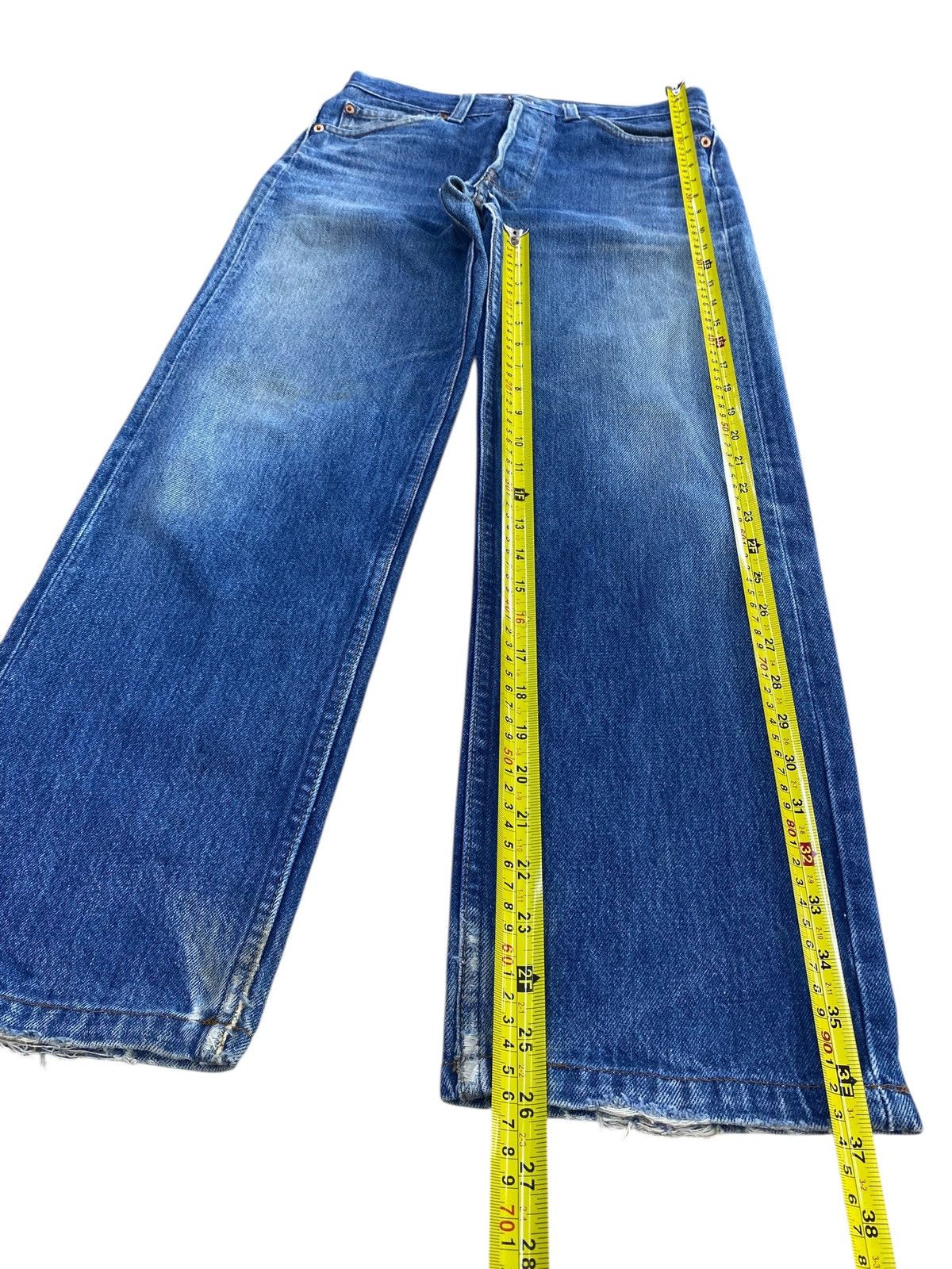 Levi's Vintage Levi’s Faded Blue Wash Style Loose Jeans Size US 28 / EU 44 - 7 Thumbnail