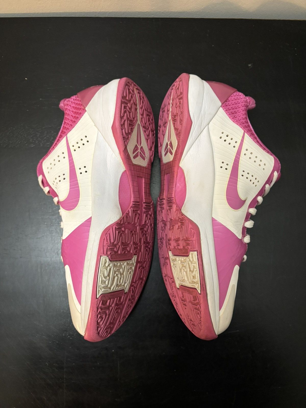 Nike Nike Kobe 5 Think Pink GS Size US 6.5 / EU 39-40 - 3 Thumbnail