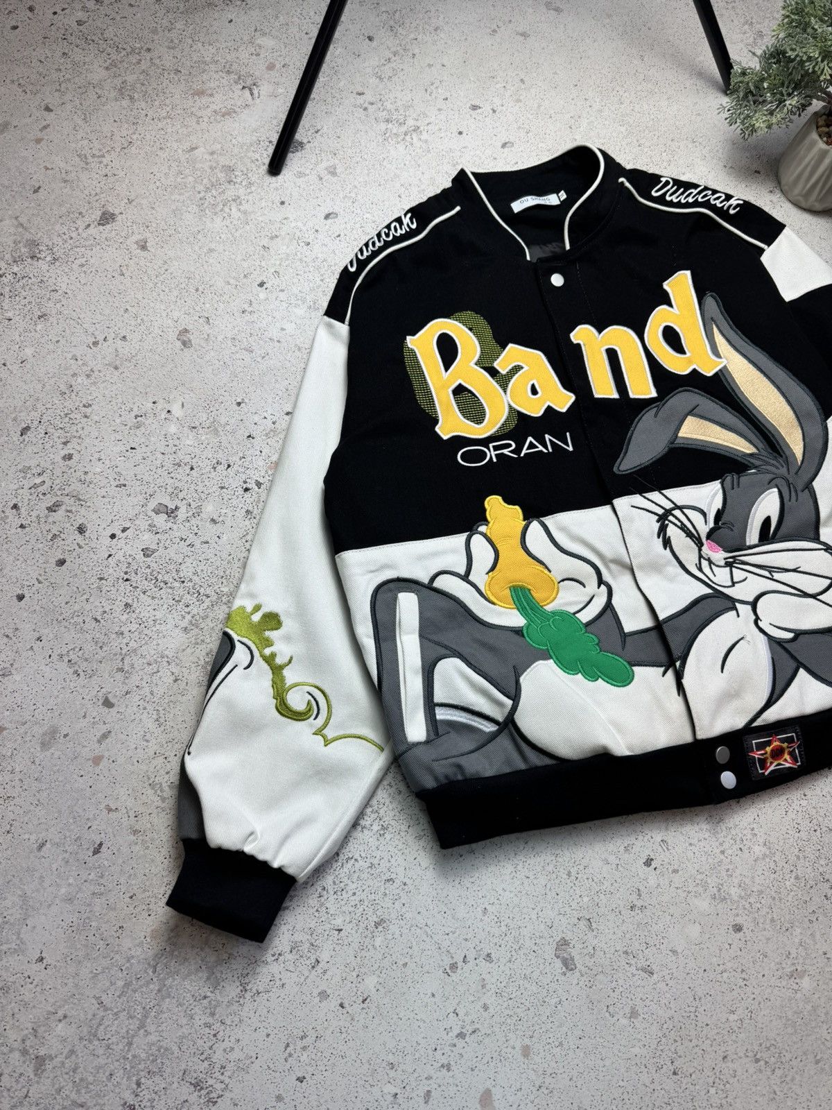 Japanese Brand × NBA Band Oran Bugs Bunny Racing Jacket Nascar F1 M Black Unisex Size US M / EU 48-50 / 2 - 2 Thumbnail