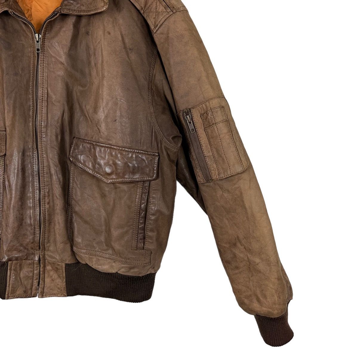 Vintage 🔥 RARE VINTAGE A-2 FIGHTER SQUADRON LEATHER JACKET Size US L / EU 52-54 / 3 - 9 Thumbnail