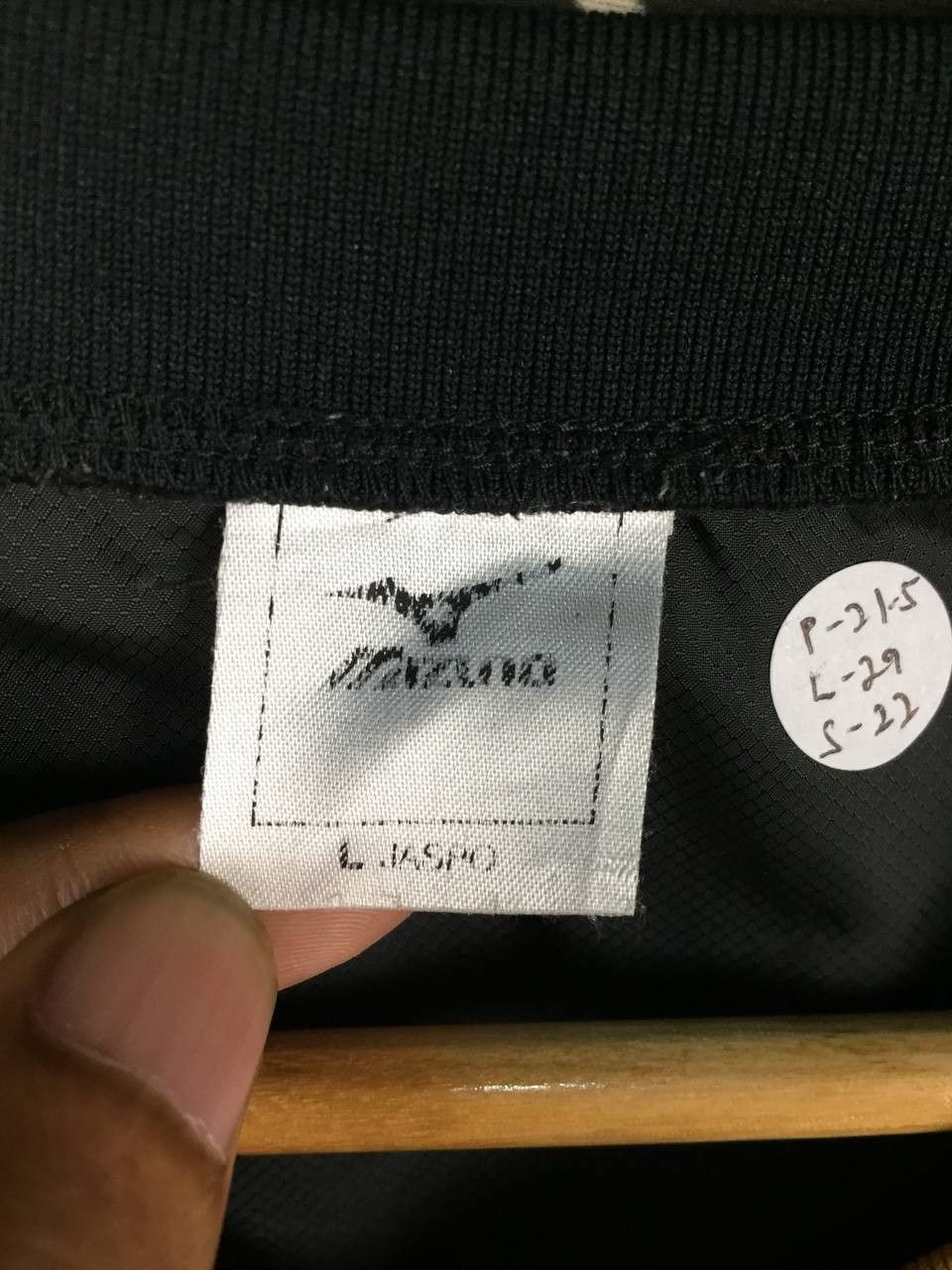 Mizuno Vtg Mizuno Ignitus Pullover Windbreaker Training Jersey Size US L / EU 52-54 / 3 - 11 Thumbnail