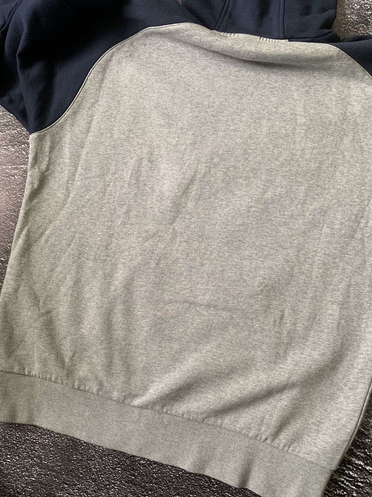 Nike Vintage Nike Y2K Hoodie Big Logo Center Swoosh Size US S / EU 44-46 / 1 - 5 Thumbnail