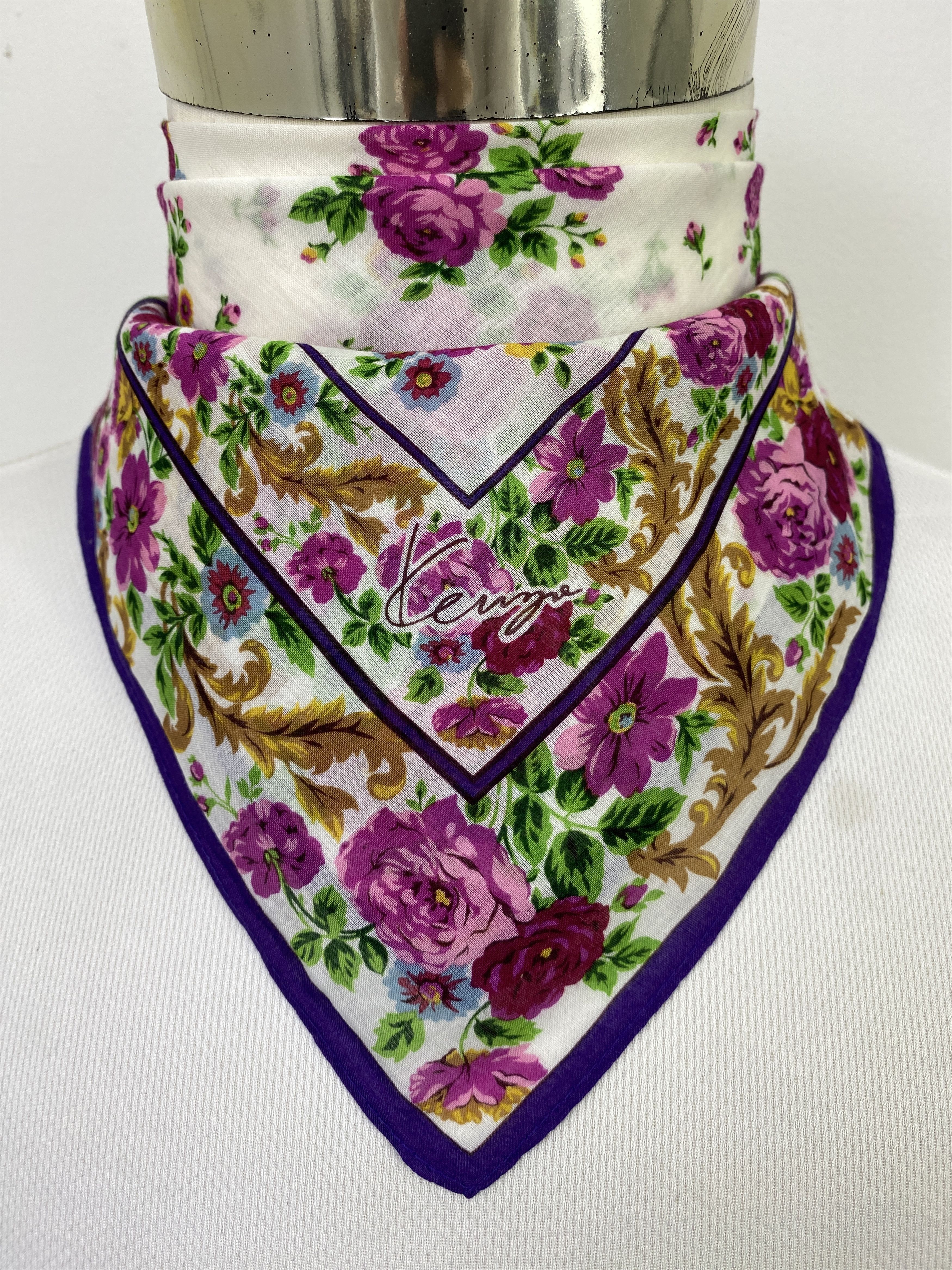 Kenzo Vintage Kenzo Flowers Handkerchief / Neckerchief KT0193 Size ONE SIZE - 1 Thumbnail