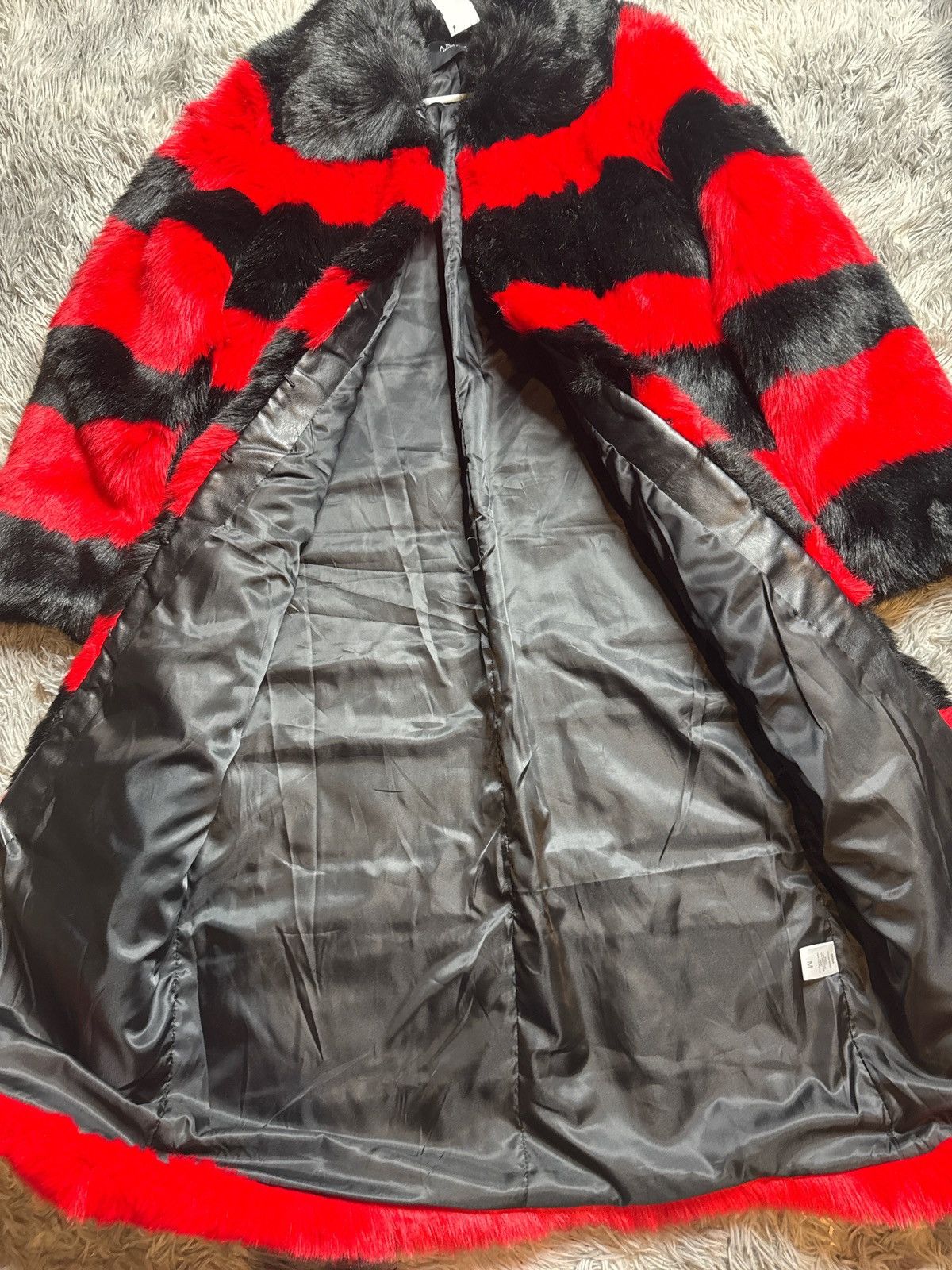 Akira Akira Red and black faux fur coat Size M / US 6-8 / IT 42-44 - 5 Thumbnail