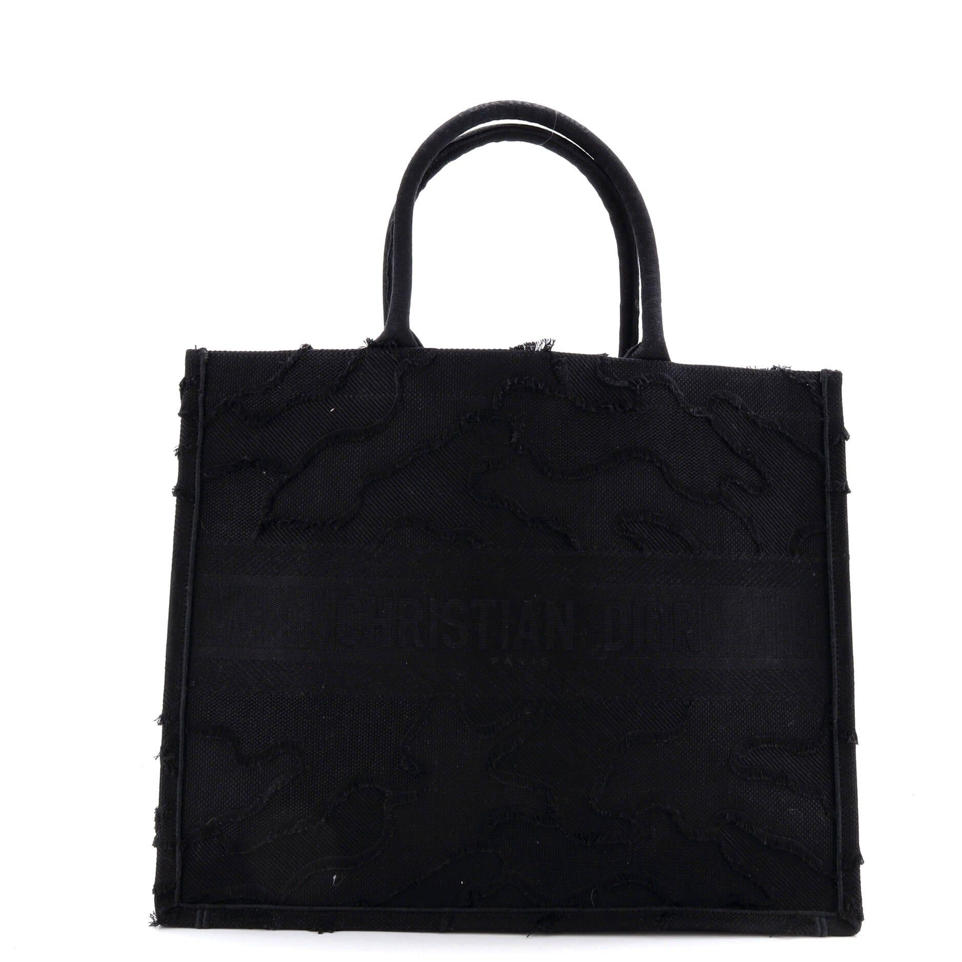 Dior Book Tote Size ONE SIZE - 1 Thumbnail
