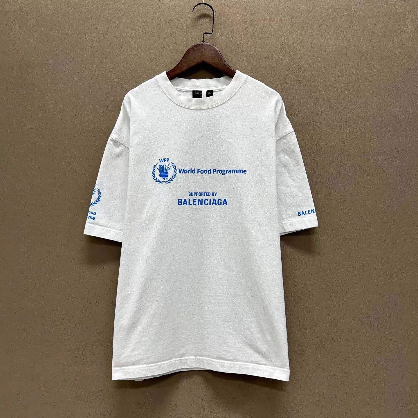 Balenciaga Balenciaga x WFP 99 New Short Sleeve T-shirt S Size US S / EU 44-46 / 1 - 1 Thumbnail