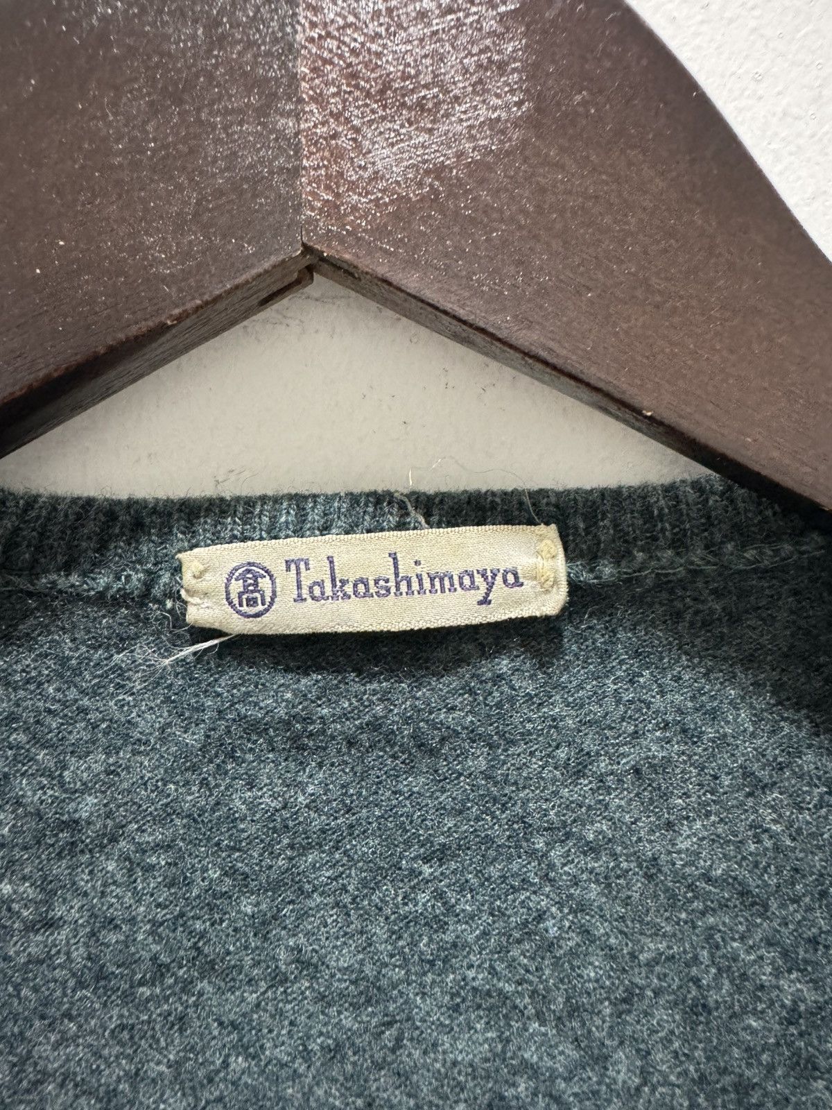 Japanese Brand TAKASHIMAYA VNECK FLEECE SWEATSHIRT Size M / US 6-8 / IT 42-44 - 7 Thumbnail